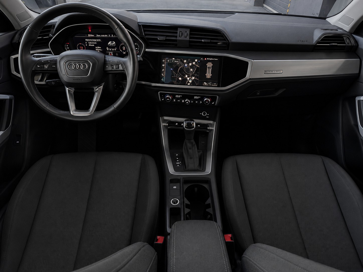 AUDI Q3 40 TFSI S line quattro S-tronic-image-11
