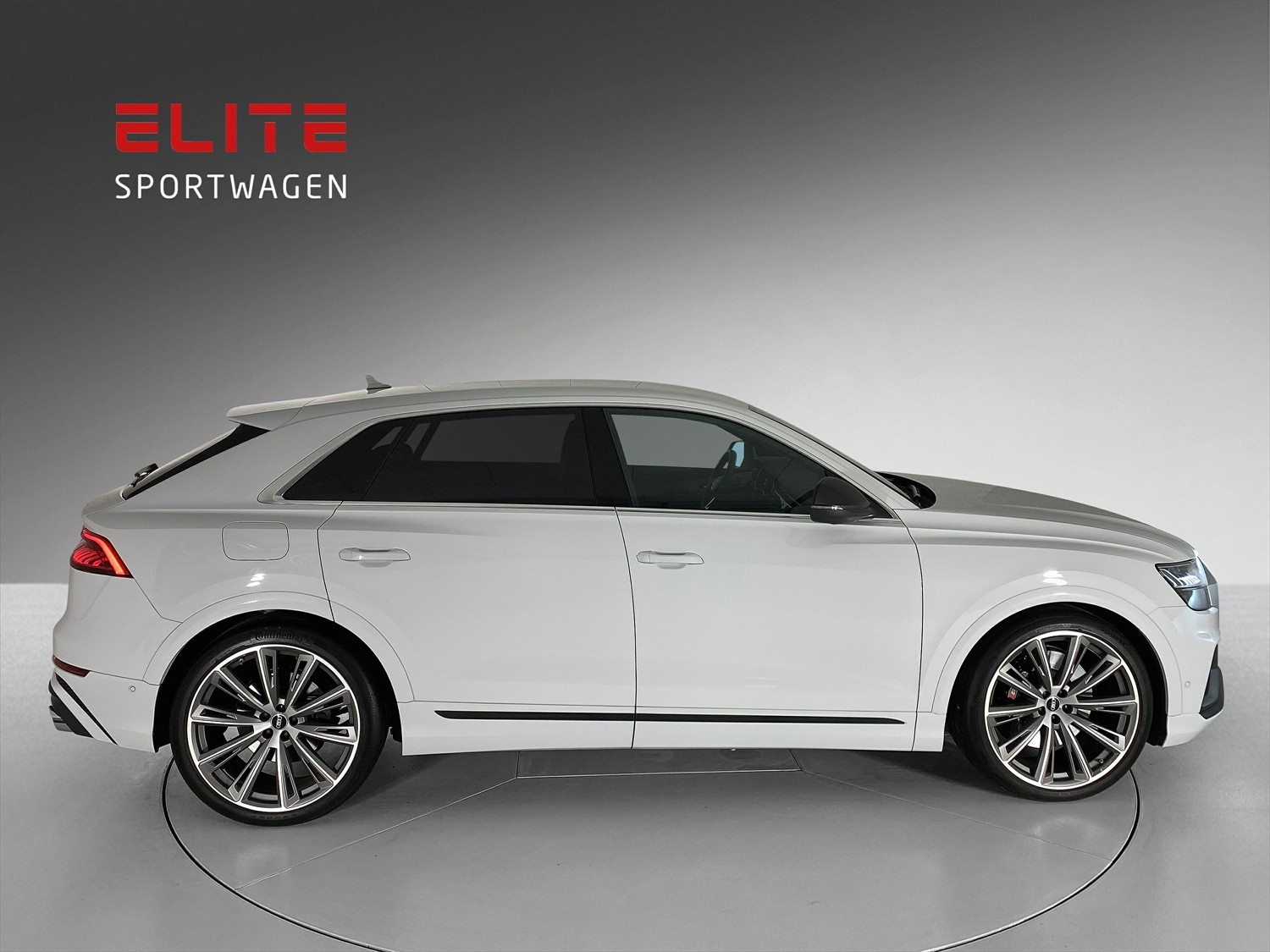 AUDI SQ8 TFSI quattro-image-6