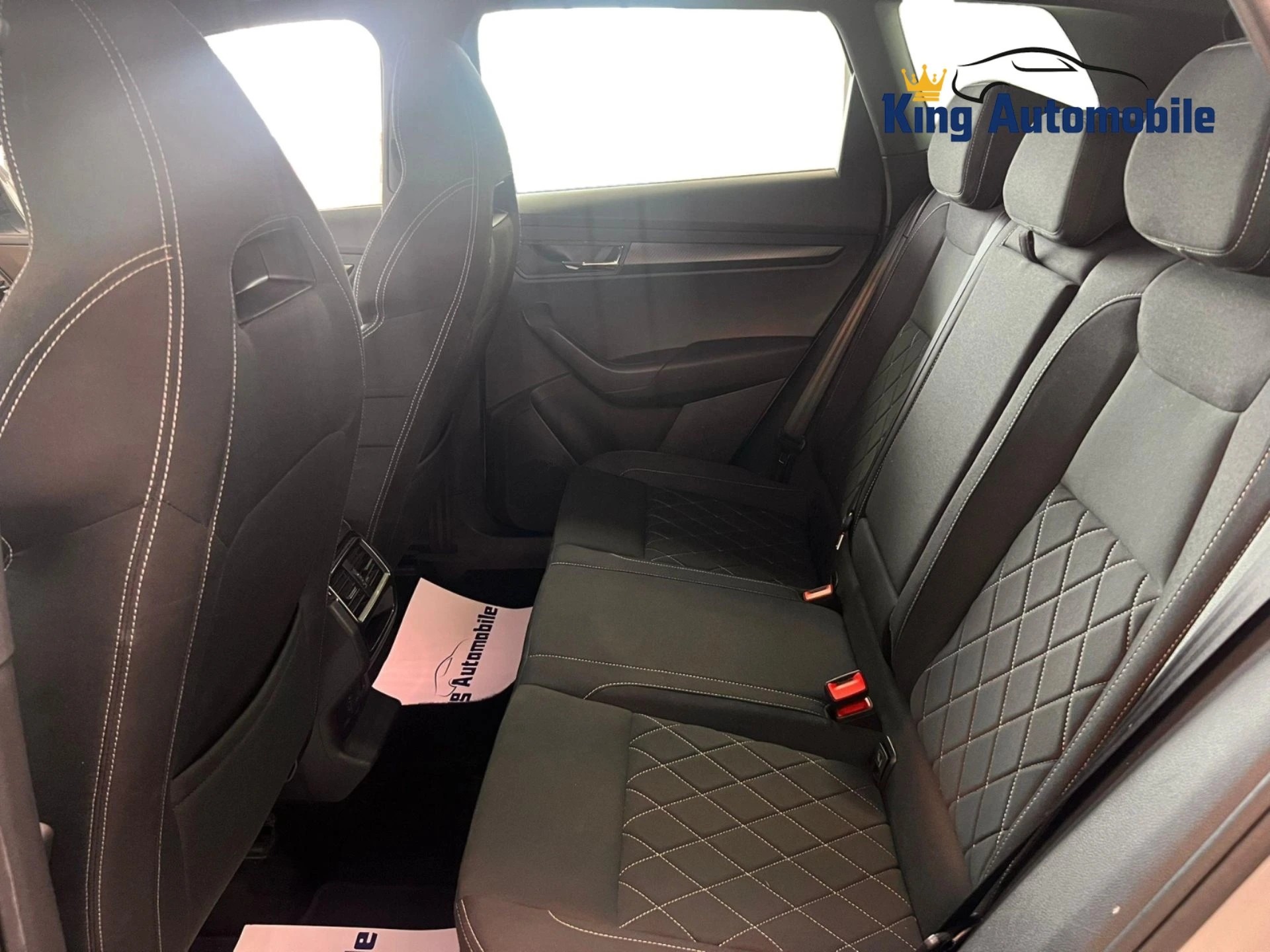 SKODA Karoq 2.0 TSI SportLine 4x4 DSG | CH-Auto | Aus 1-Hand | Frisch MFK | RF-Kamera-image-9