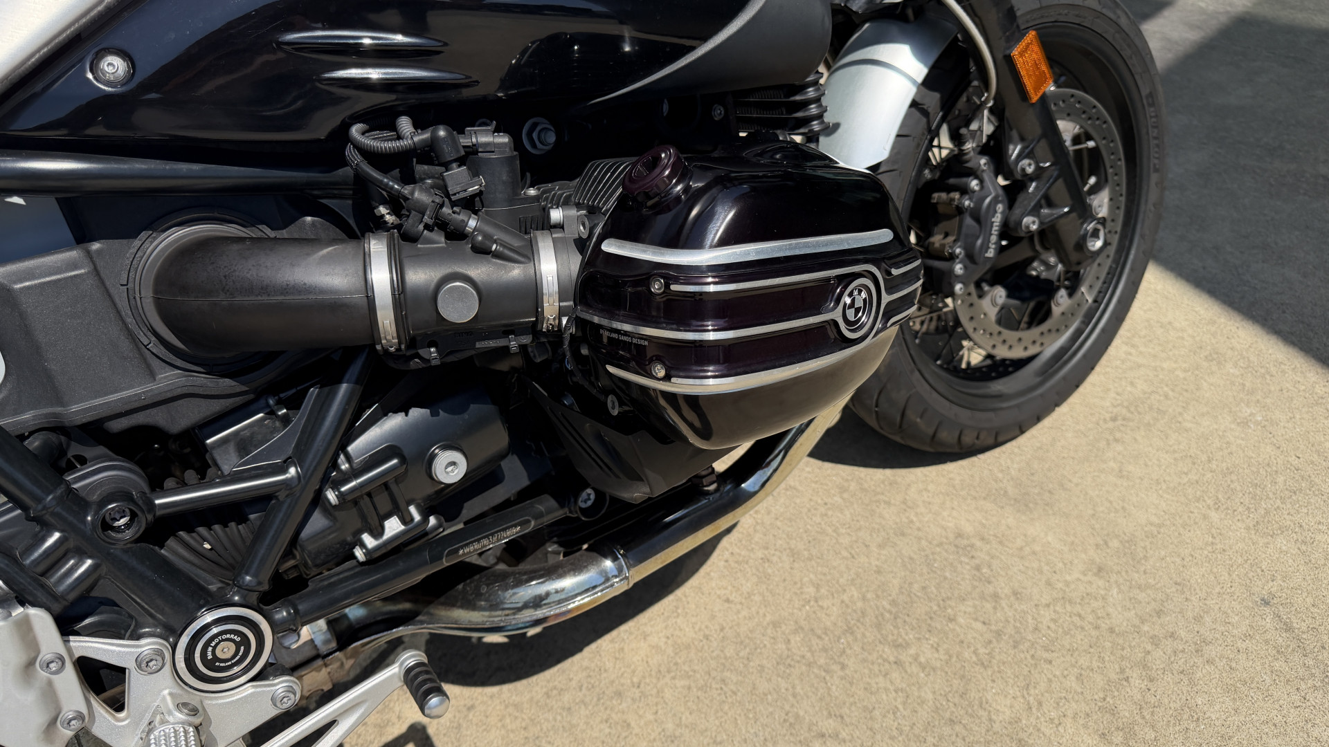 BMW R nineT Pure-showroom-element-1