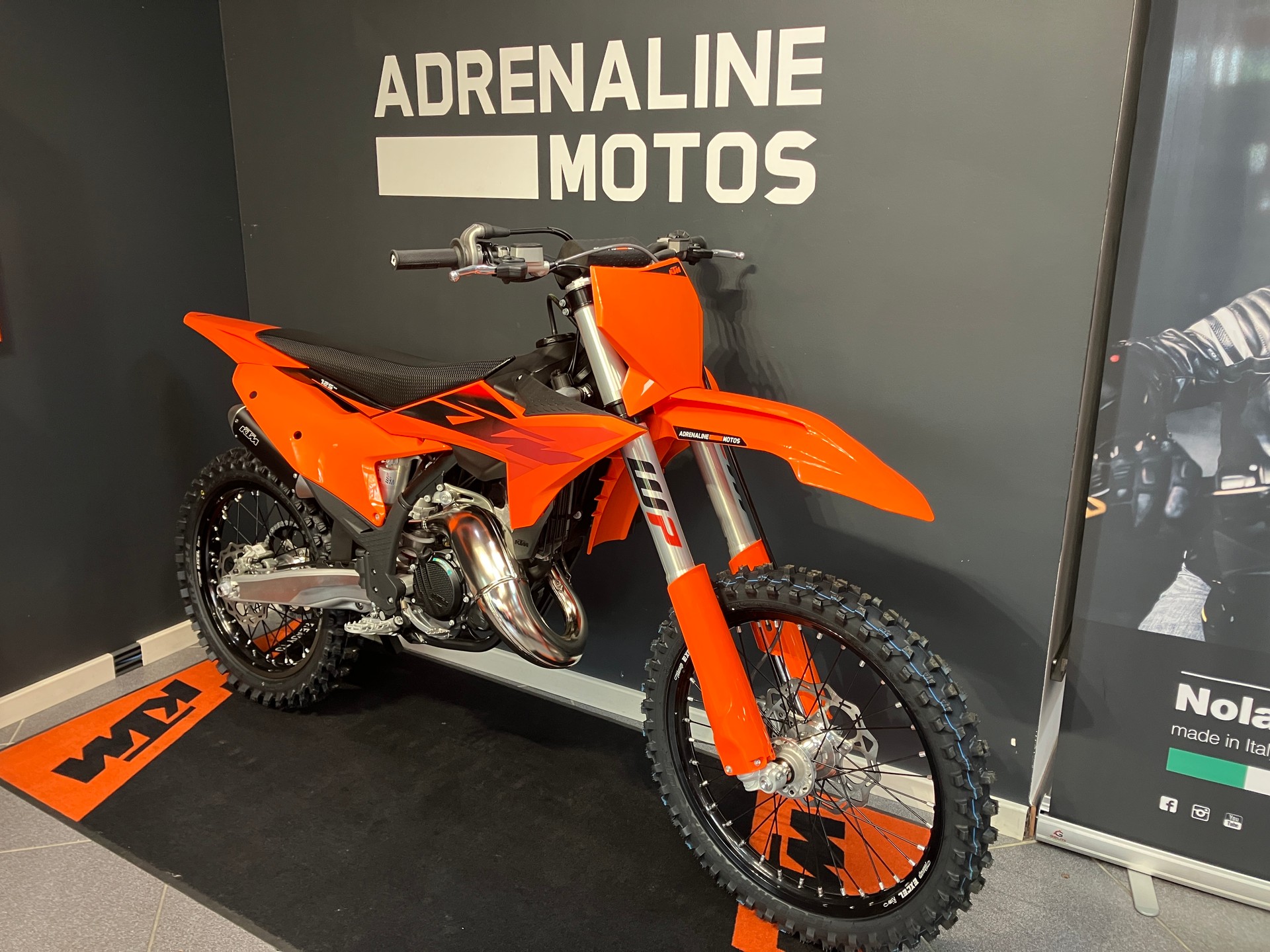 KTM 125 SX 2027-showroom-element-1