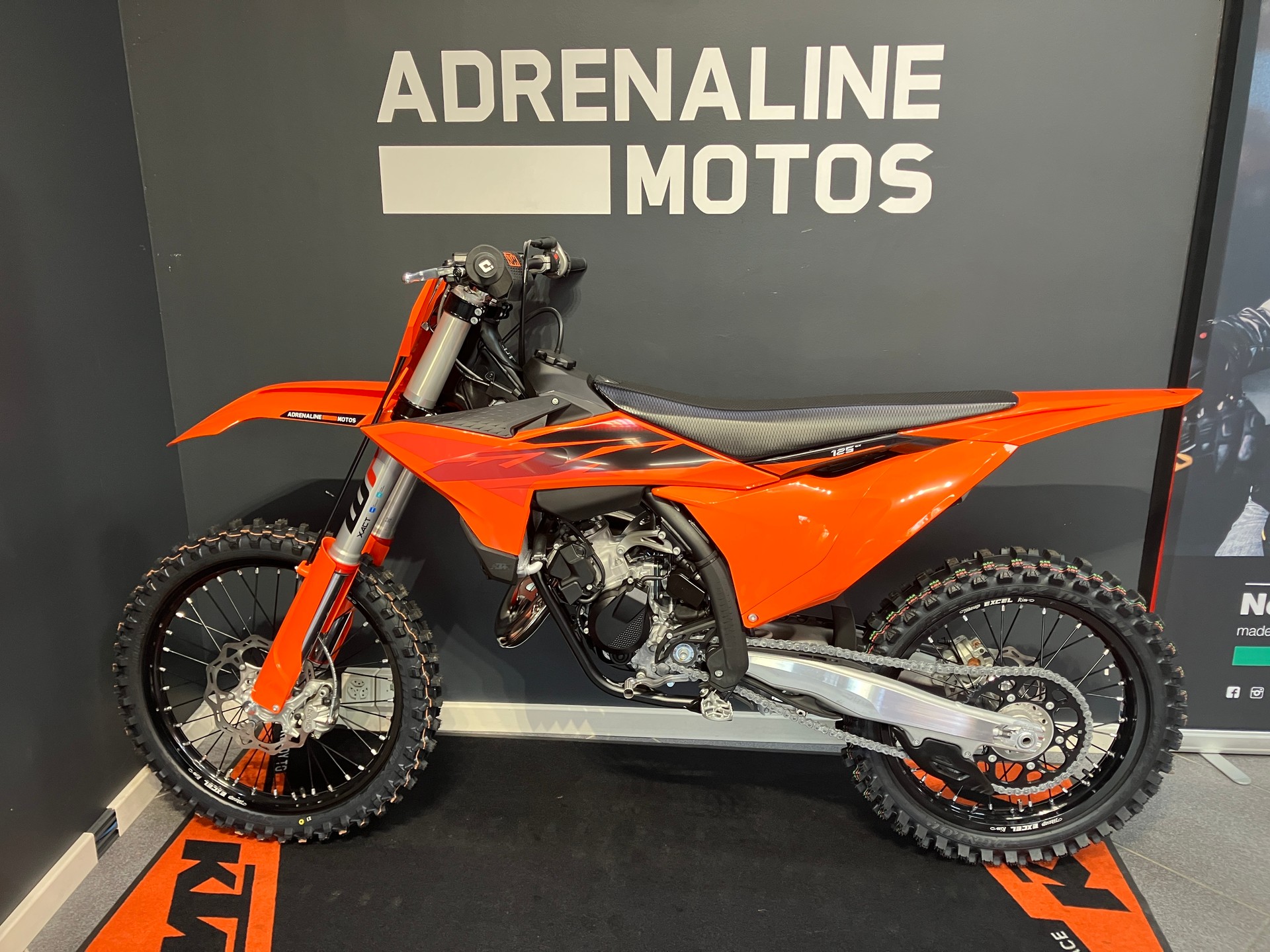 KTM 125 SX 2027-showroom-element-3