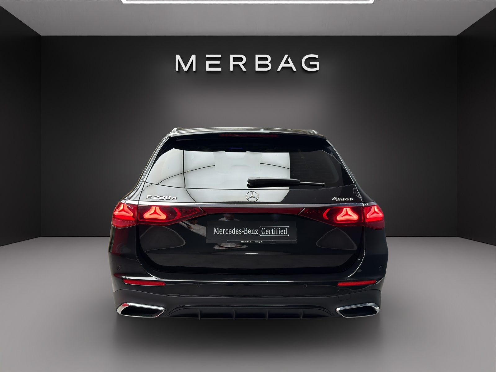 MERCEDES-BENZ E 220 d T 4M 9G-Tronic-image-4