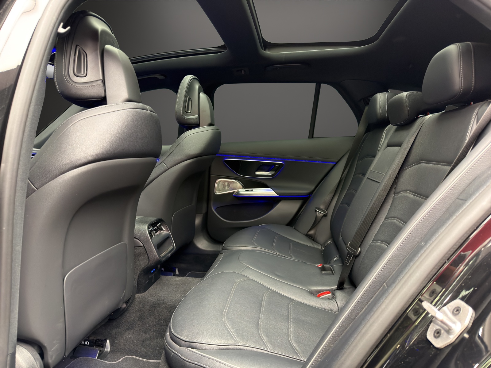 MERCEDES-BENZ E 220 d T 4M 9G-Tronic-image-7