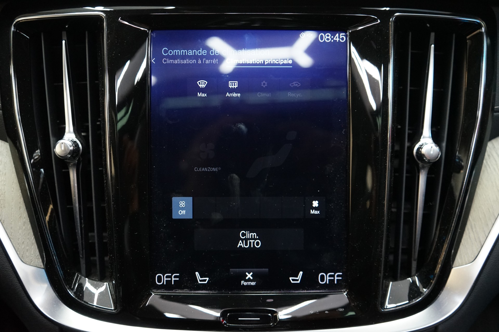 VOLVO V60 T8 eAWD Twin Engine Inscription Geartronic-image-15