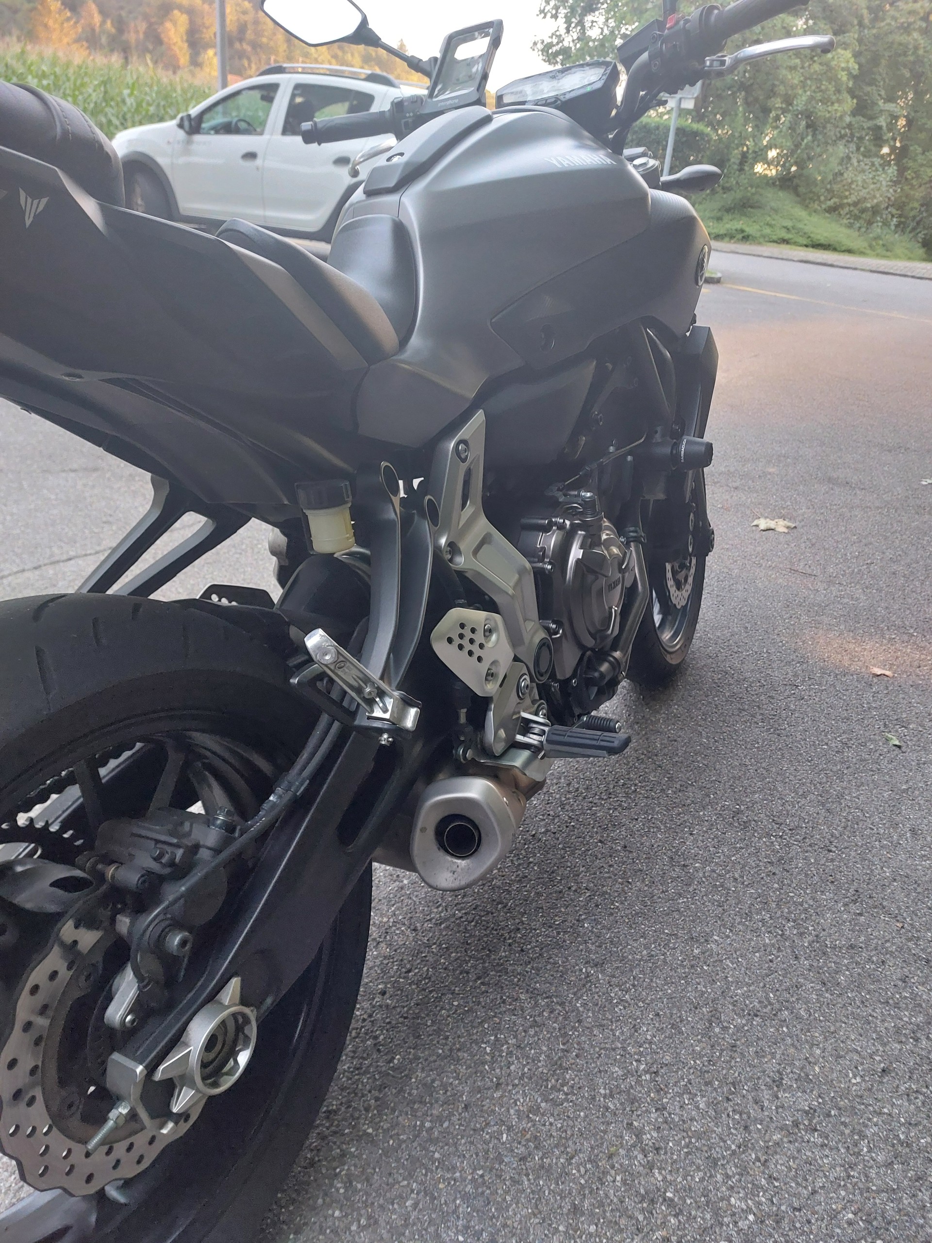 YAMAHA MT-07 ABS-image-2