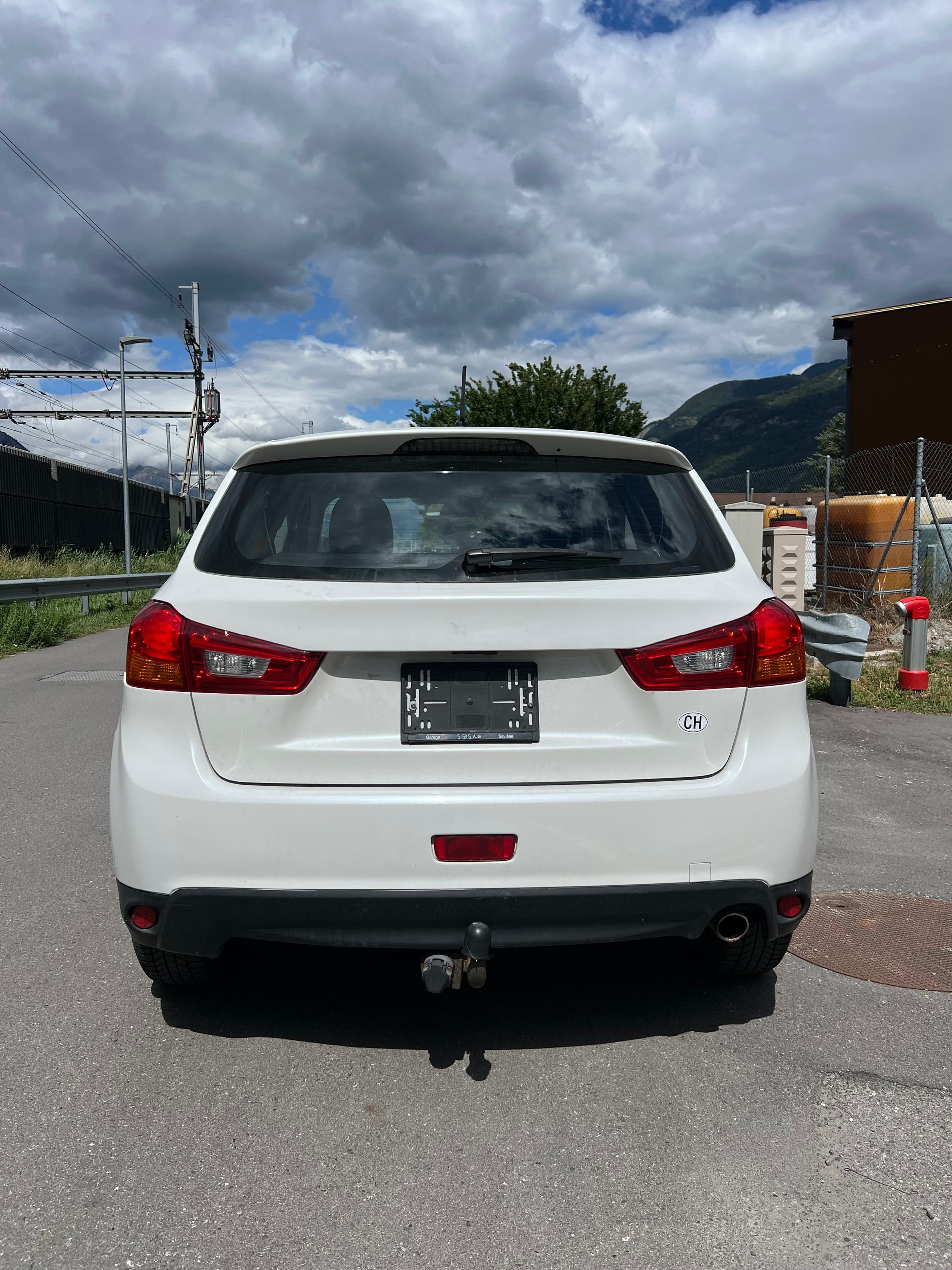 MITSUBISHI ASX 2.2 DID Celebration 300K 4WD Automatic-image-4