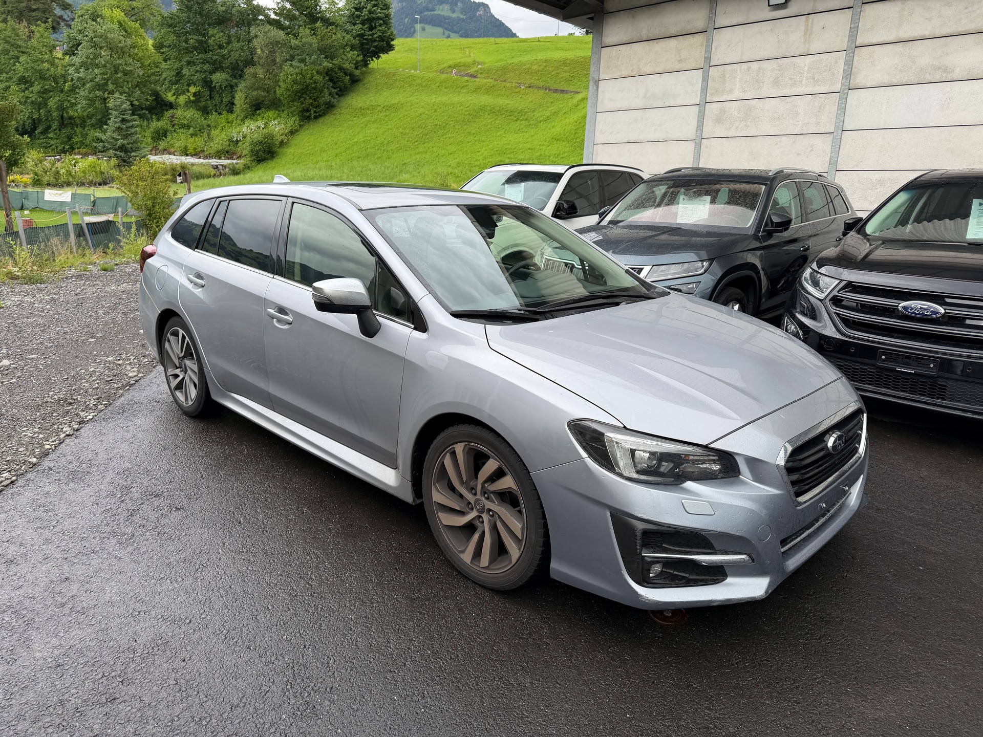 SUBARU Levorg 2.0i Luxury AWD Lineartronic