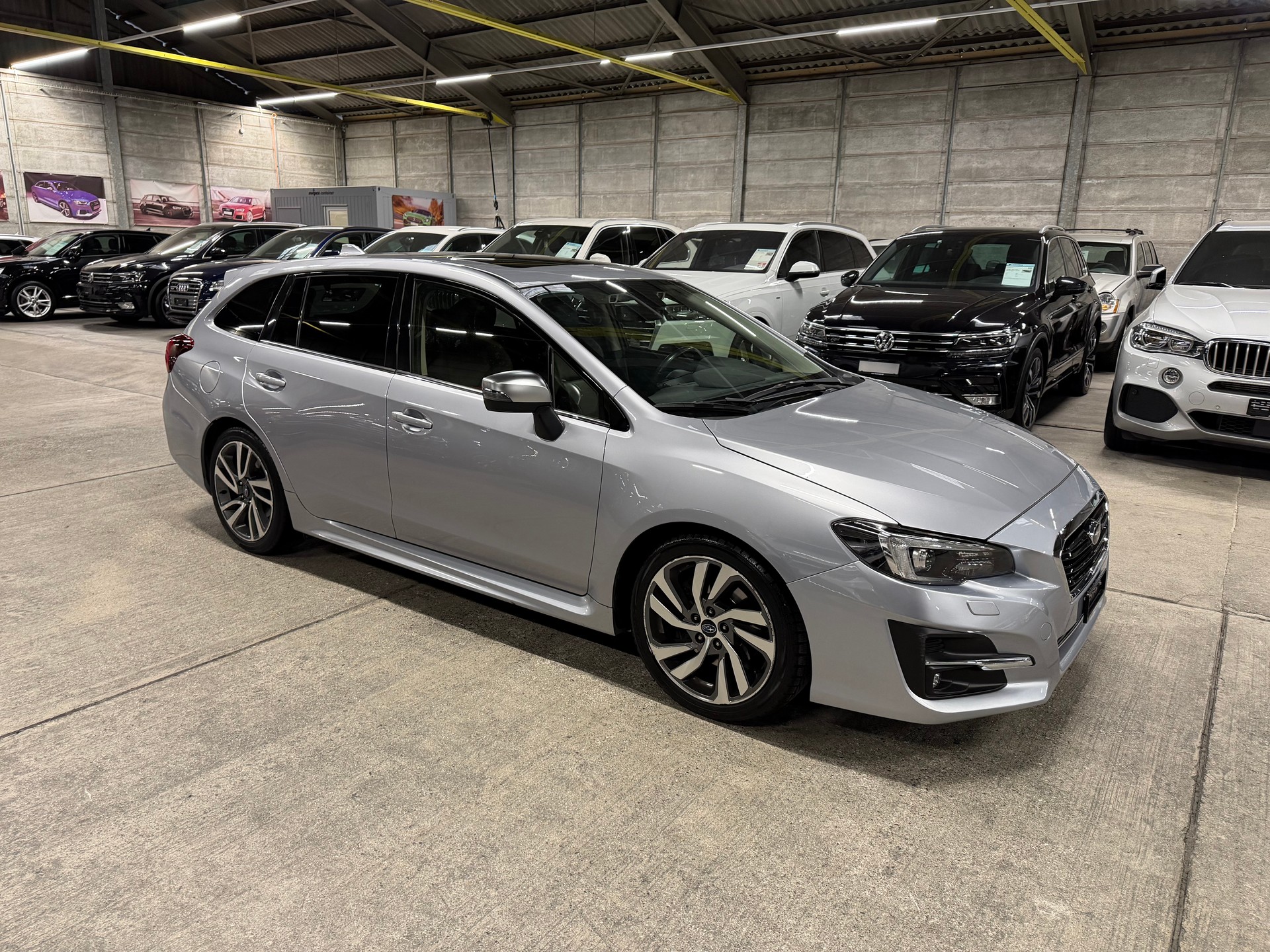SUBARU Levorg 2.0i Luxury AWD Lineartronic-showroom-element-1
