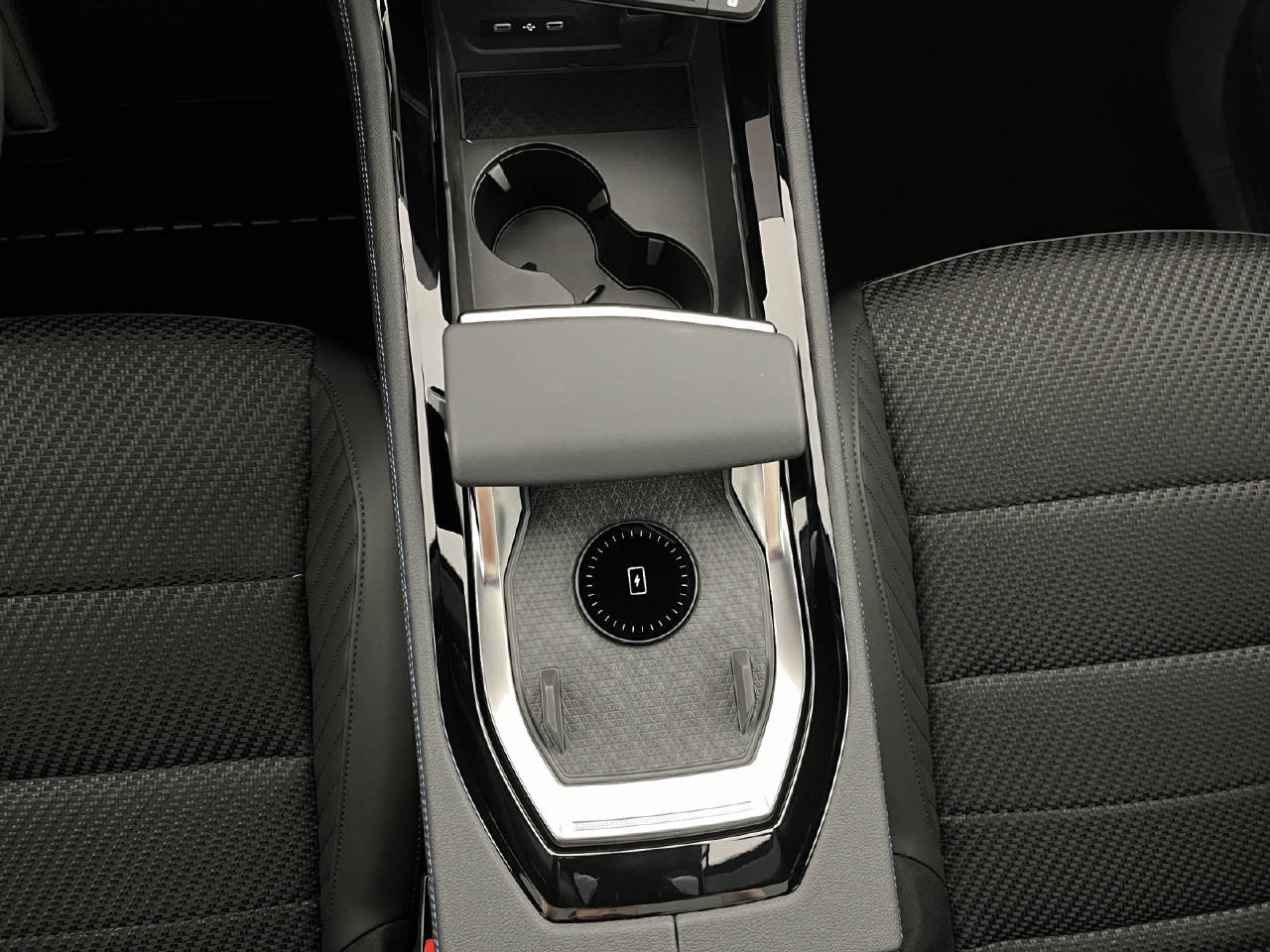 RENAULT Austral 1.2 E-Tech esprit Alpine-image-13