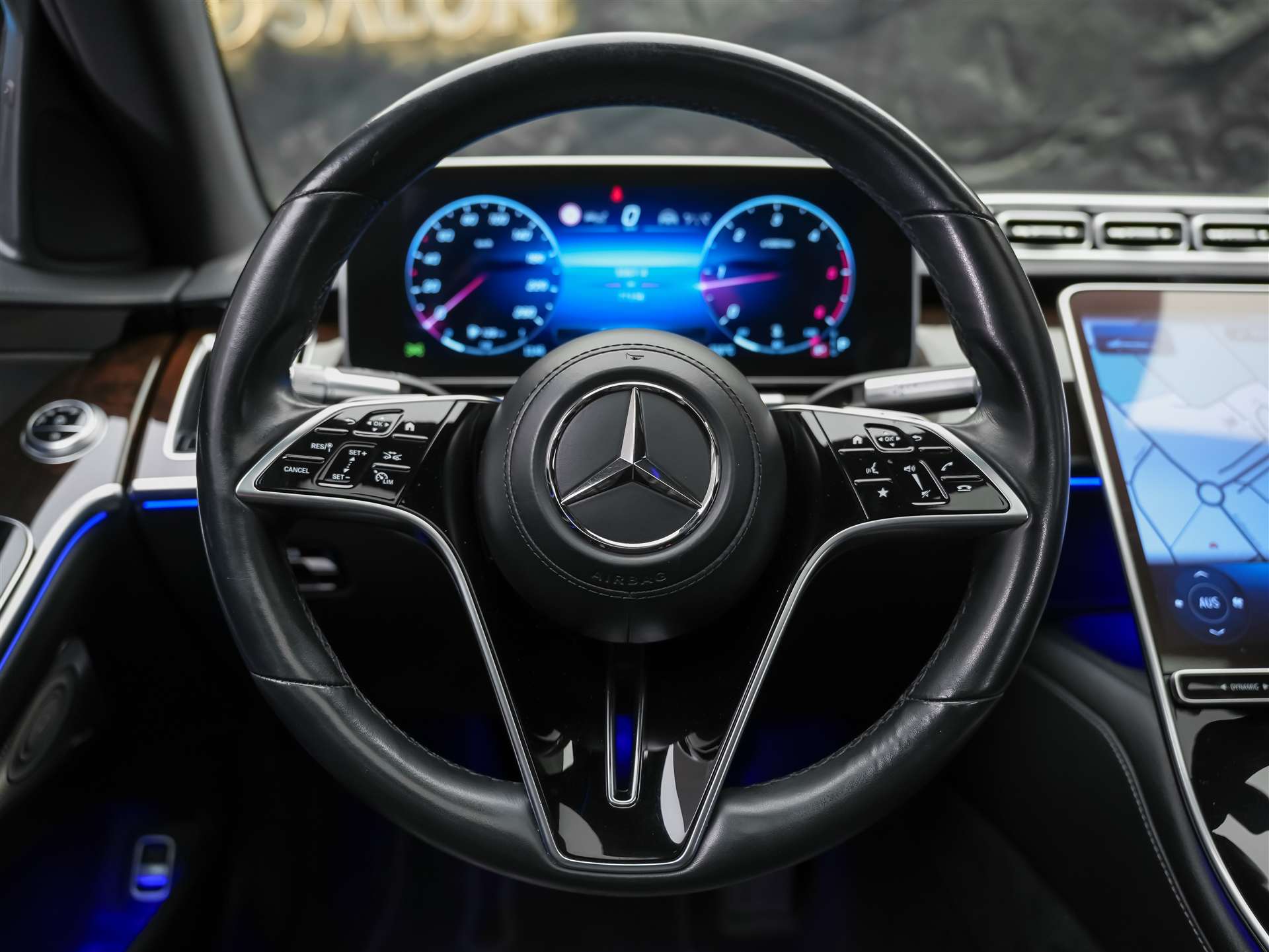 MERCEDES-BENZ S 400 d L 4Matic 9G-Tronic *Maybach* First Class Fond*Panorama*-image-32