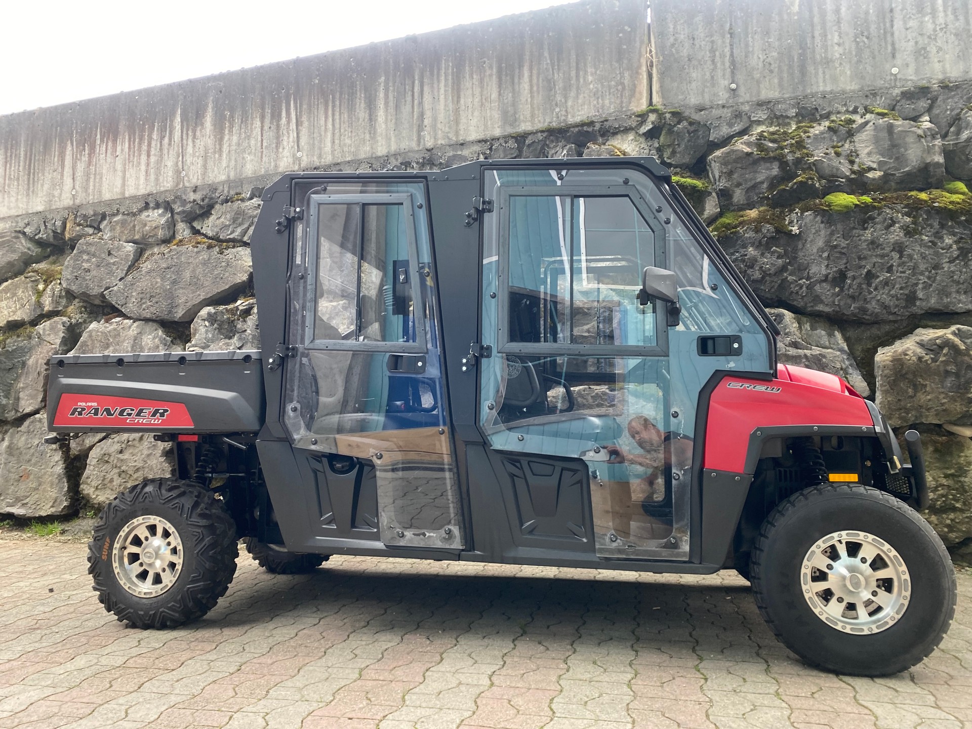 POLARIS 4x4 mit Raupen 800er-image-4