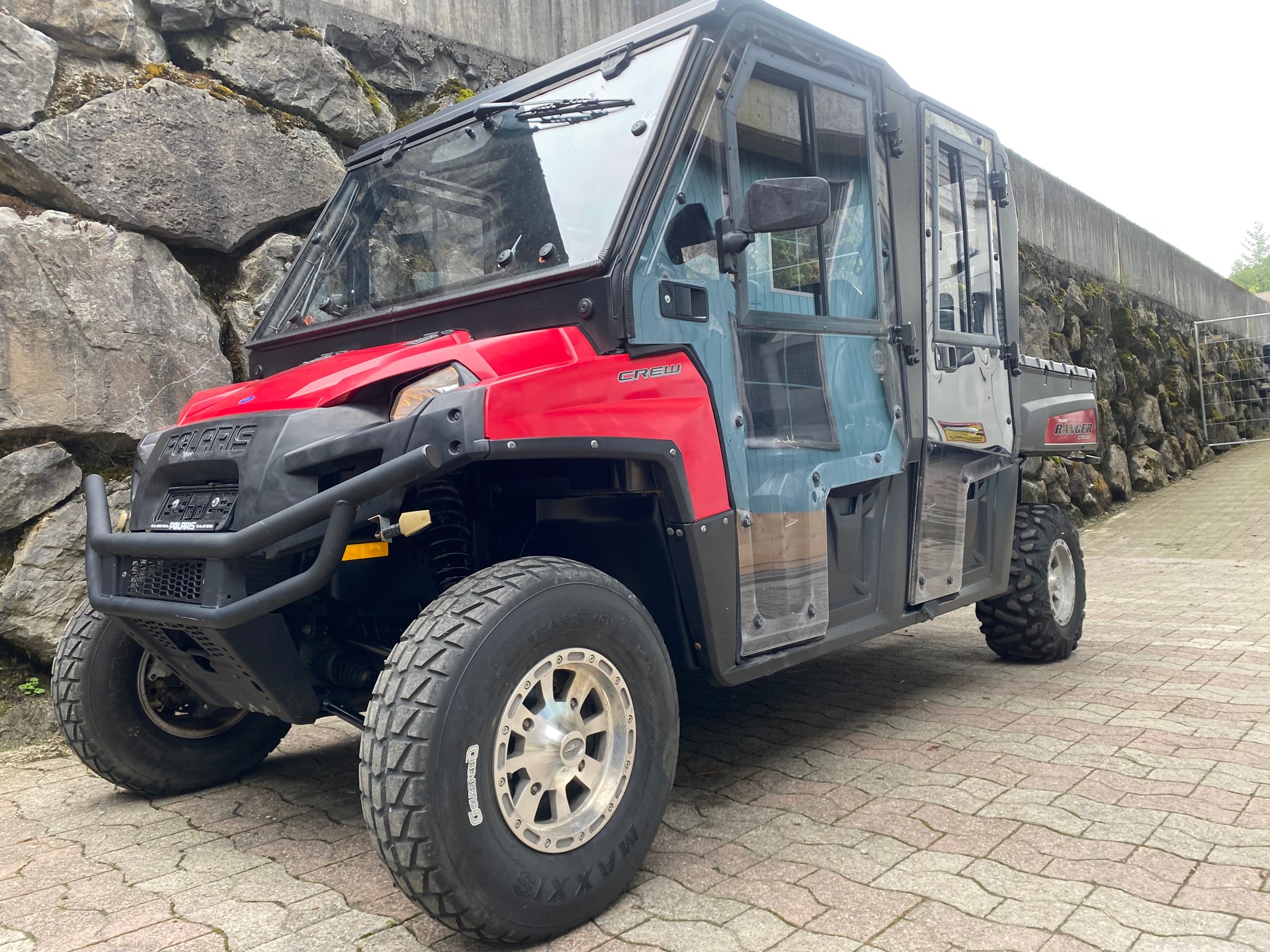 POLARIS 4x4 mit Raupen 800er-image-0