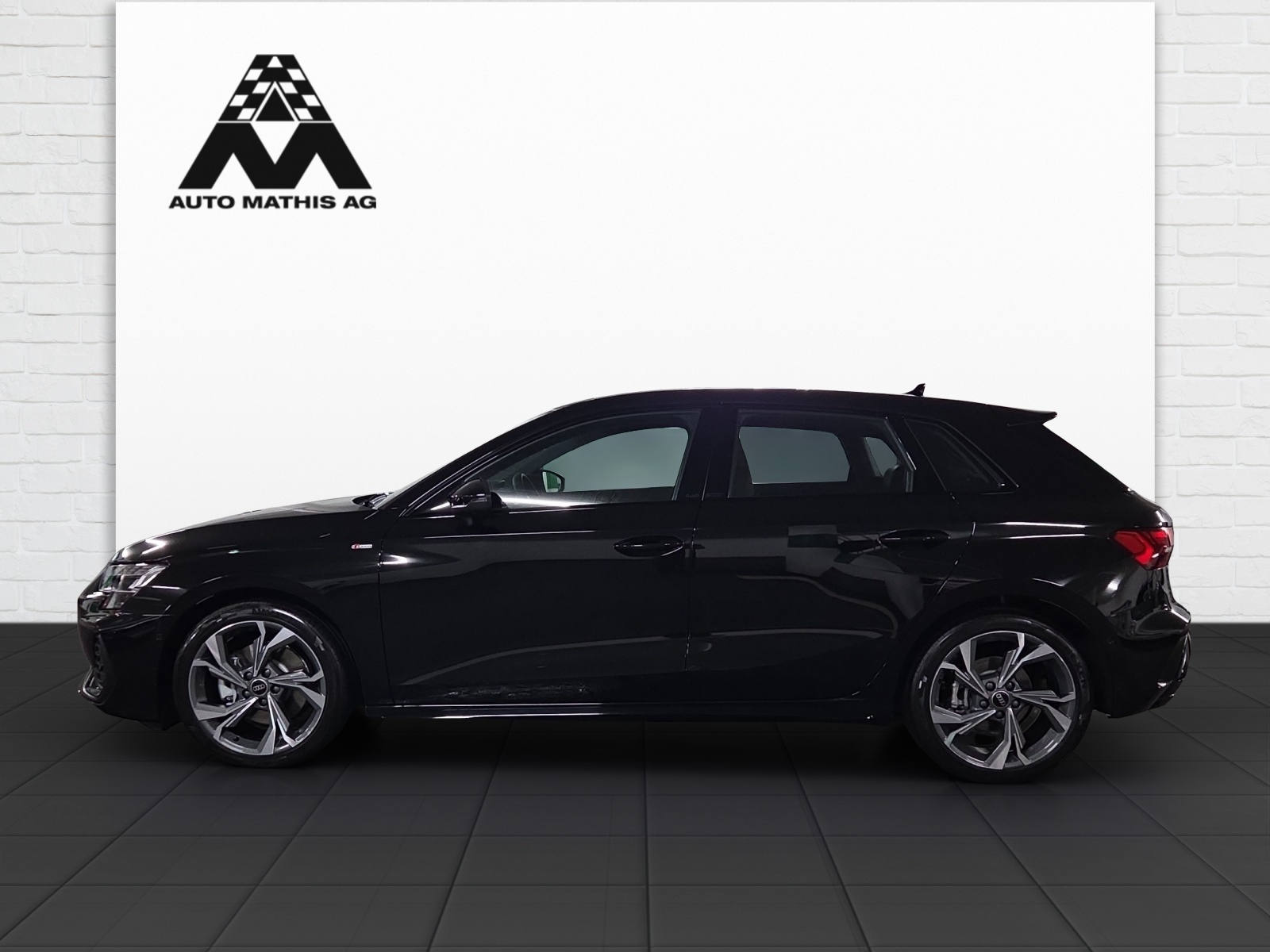AUDI A3 Sportback TFSI 150 kW quattro S line S tronic-showroom-element-2