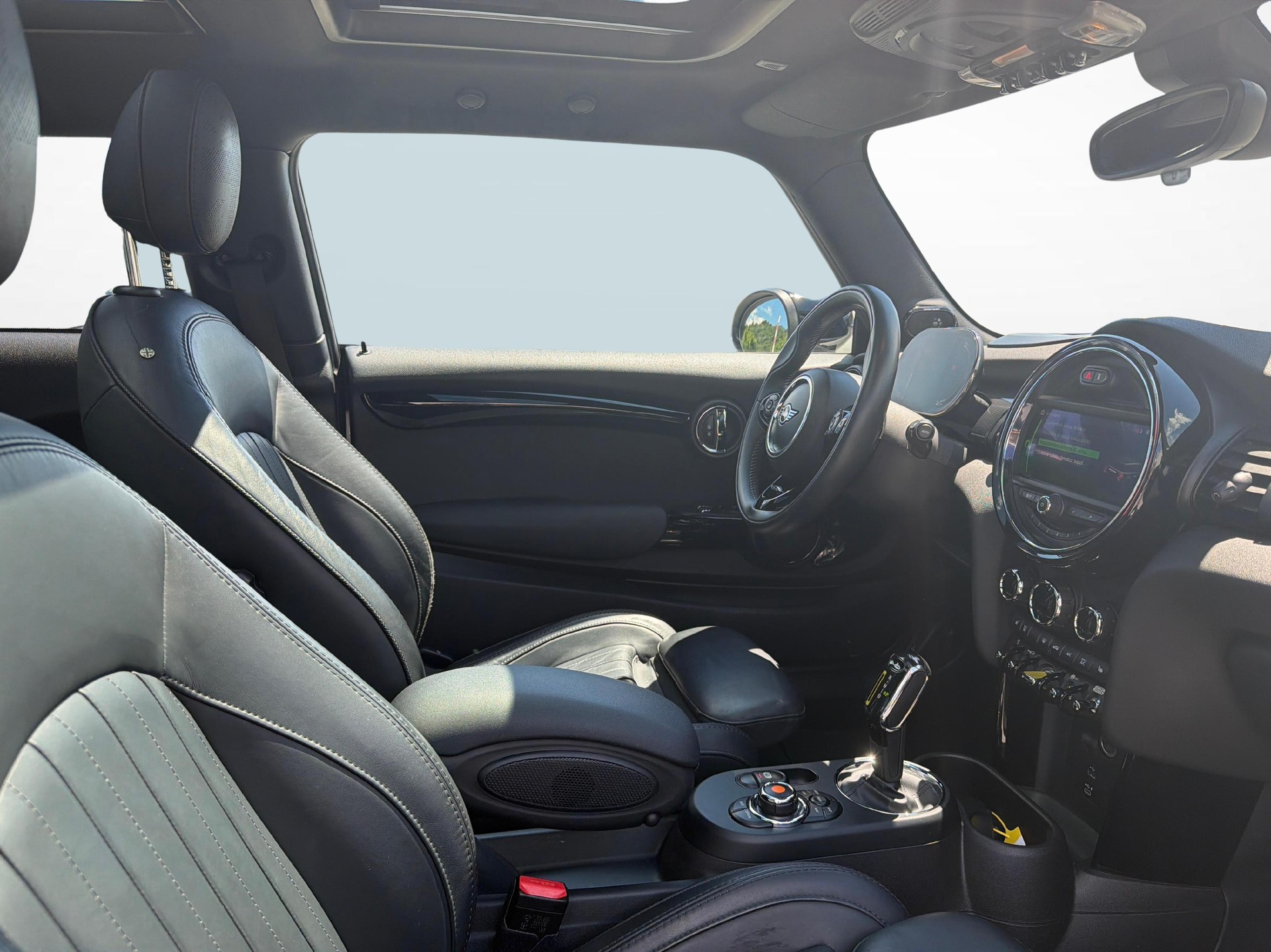 MINI F56 Cooper SE-image-19