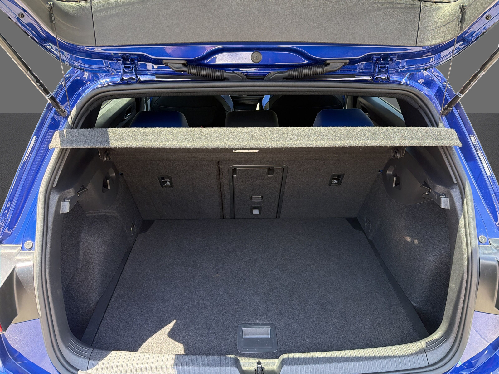 VW Golf 2.0 TSI R DSG 4M R-image-19