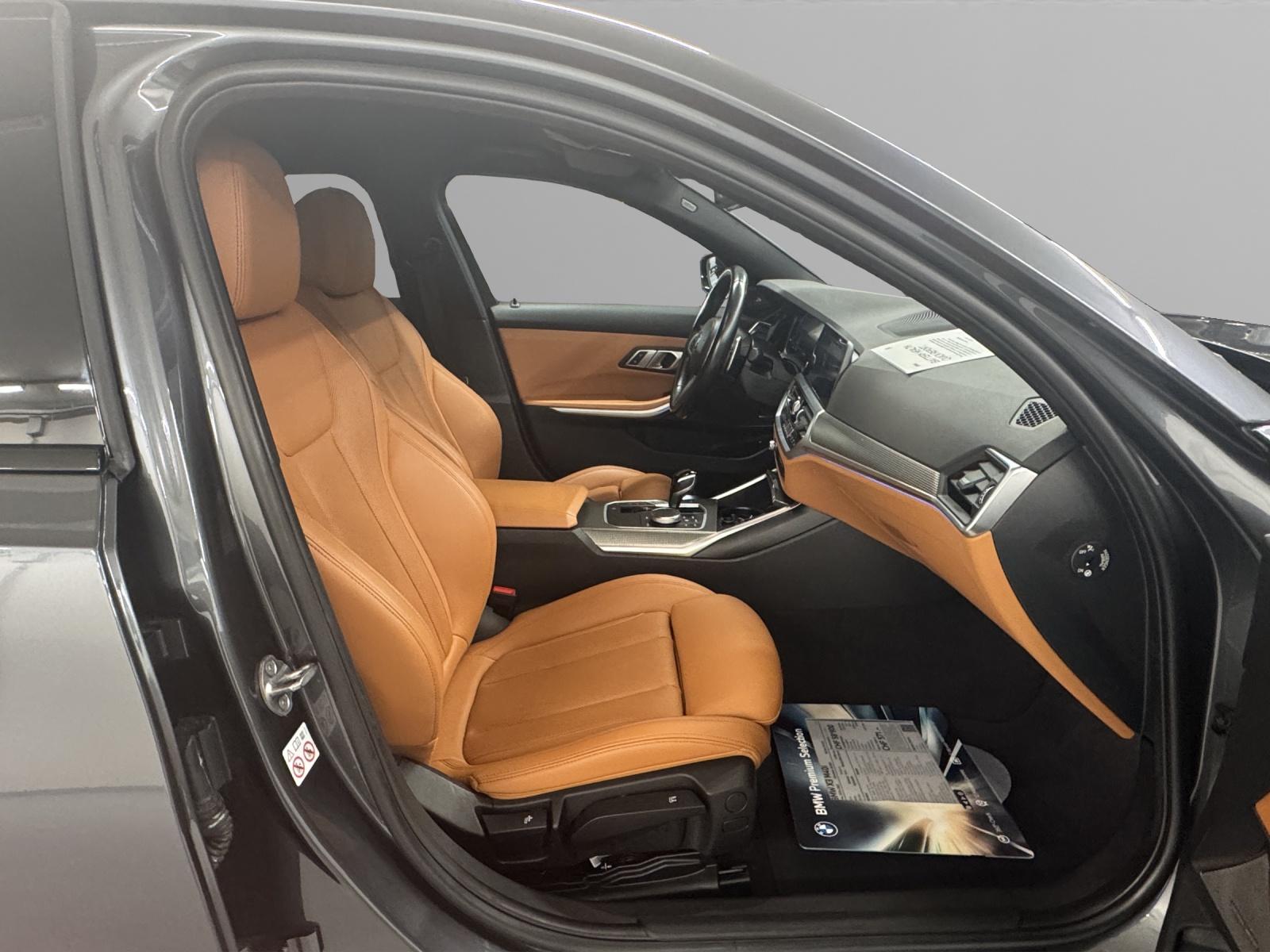 BMW 320e Limousine-image-14