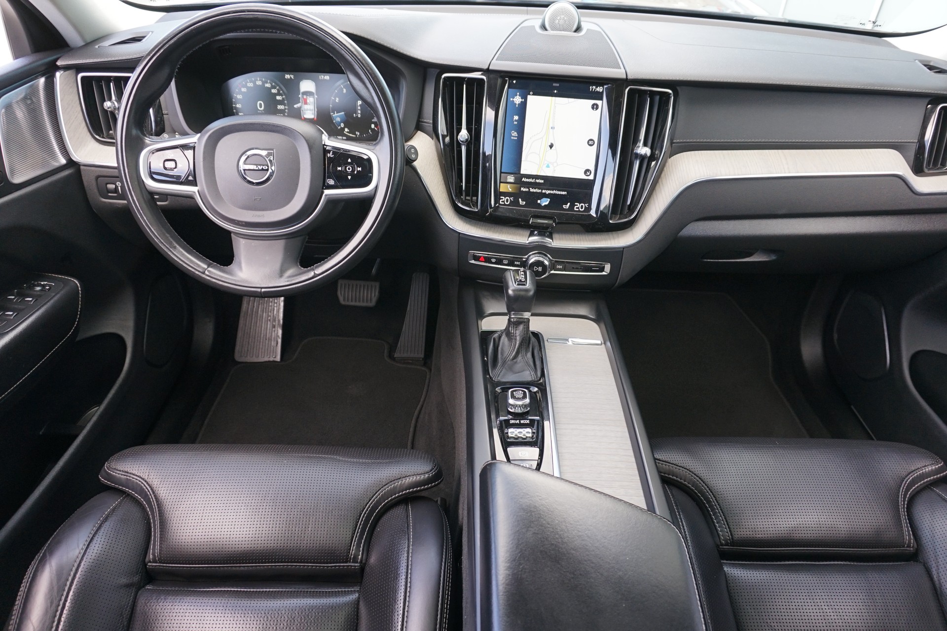 VOLVO XC60 2,0 T6 AWD Inscription 310PS Neupreis Fr. 97`500.--!!-image-13