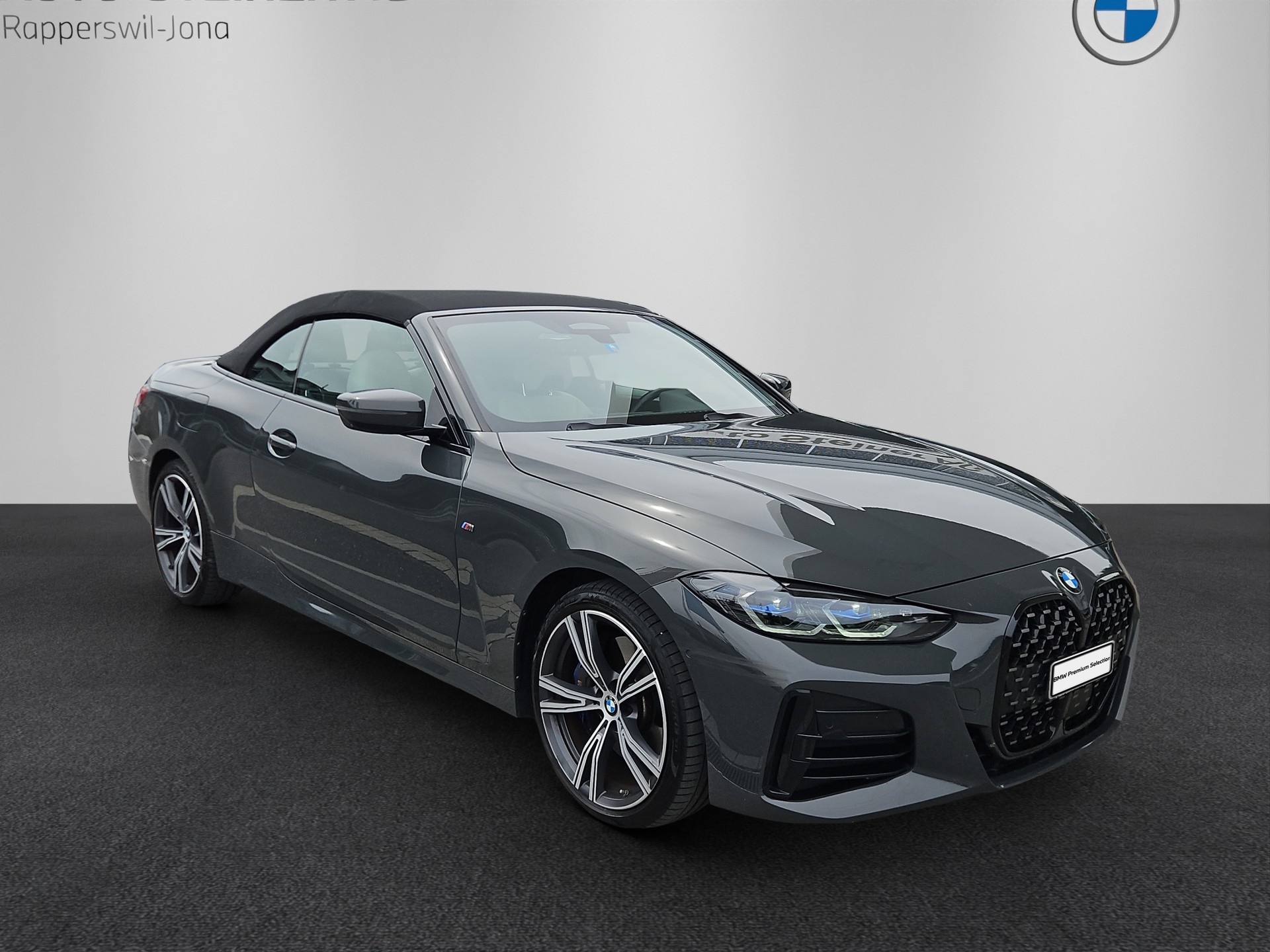 BMW M440i xDrive Cabrio-image-6