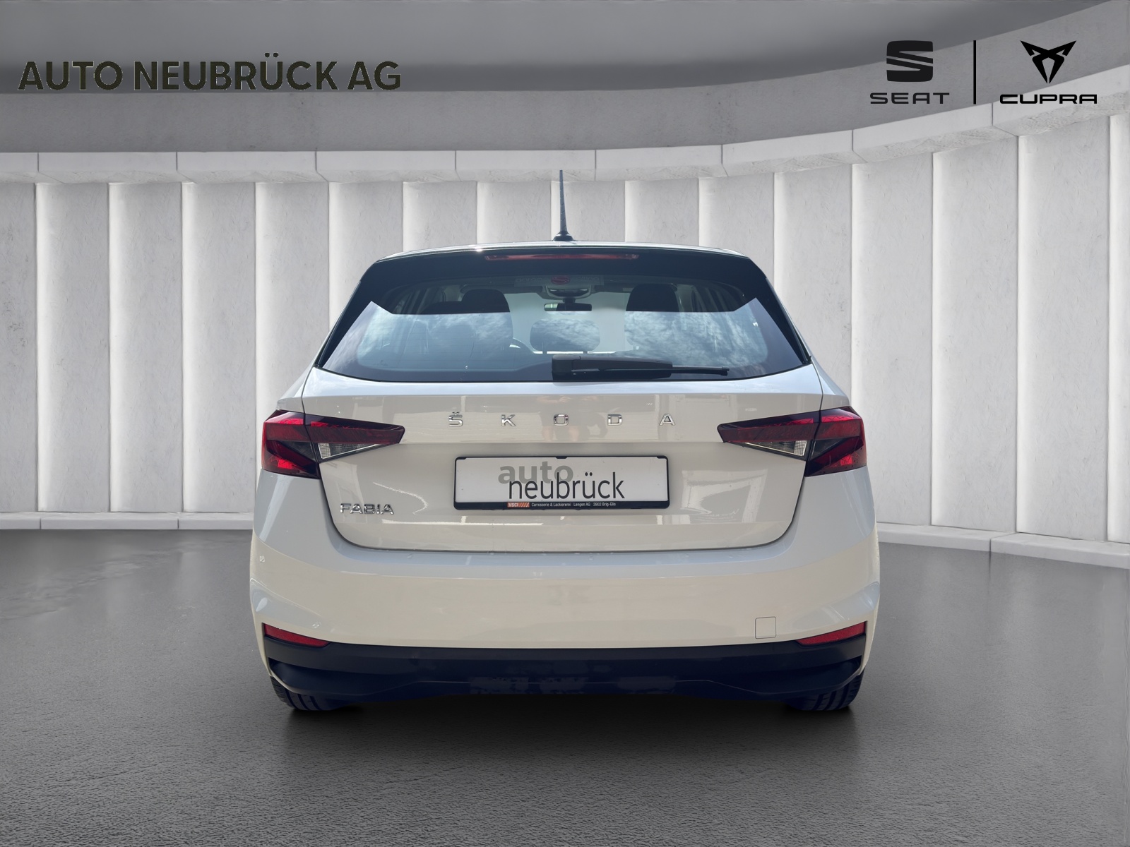 SKODA Fabia 1.0 TSI Ambition DSG-showroom-element-2