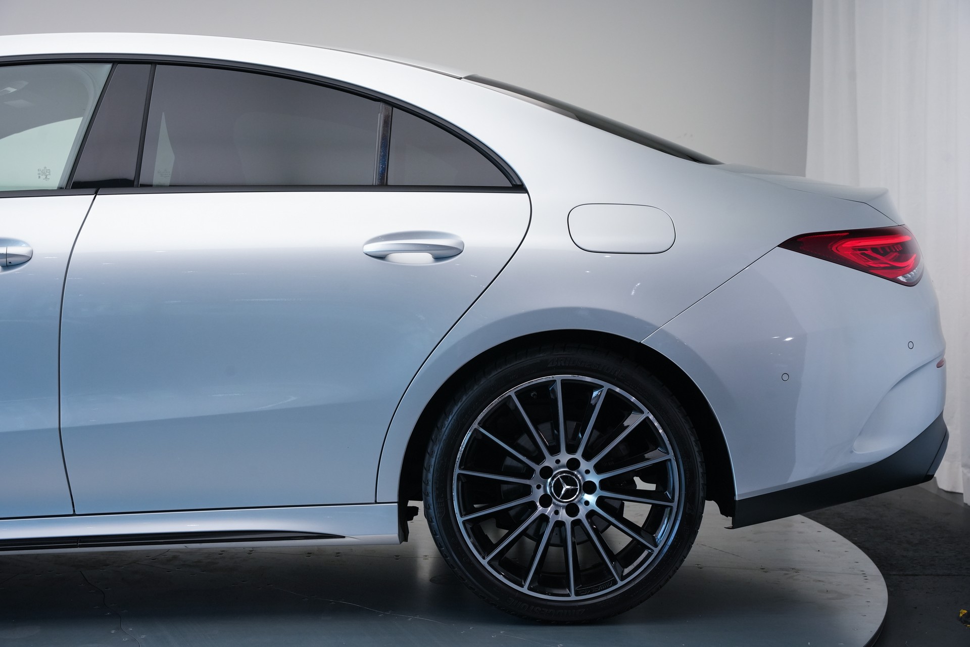 MERCEDES-BENZ CLA 200 AMG Line 7G-DCT-image-40