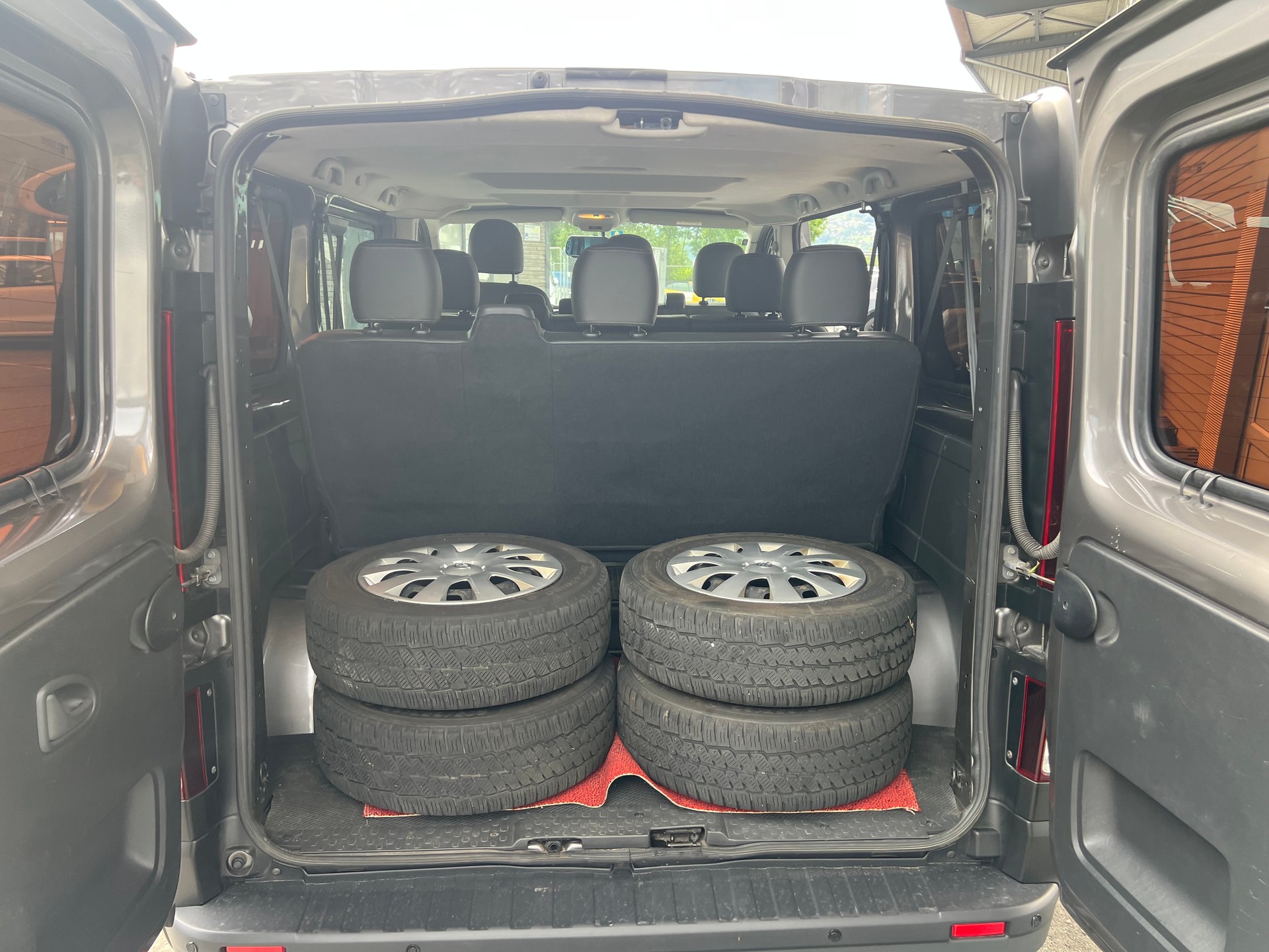 OPEL Vivaro 1.6 CDTI PS 145 9 Sitze *** Klima * Navi * Rückfahrtkamera * Standheizung * ab MFK ***-image-7