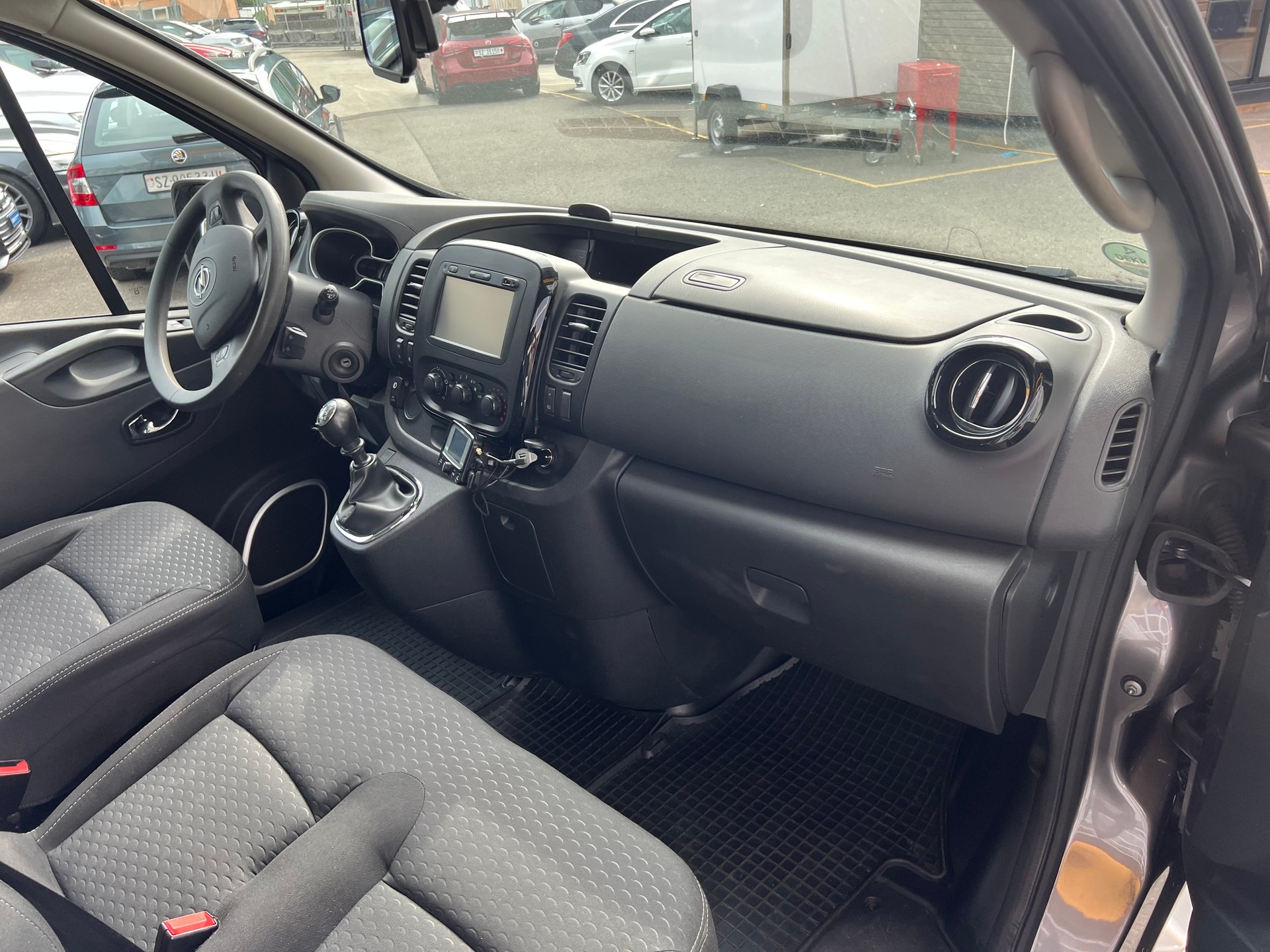 OPEL Vivaro 1.6 CDTI PS 145 9 Sitze *** Klima * Navi * Rückfahrtkamera * Standheizung * ab MFK ***-image-12