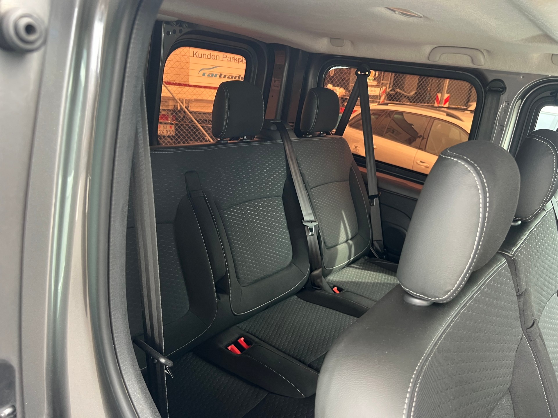 OPEL Vivaro 1.6 CDTI PS 145 9 Sitze *** Klima * Navi * Rückfahrtkamera * Standheizung * ab MFK ***-image-10