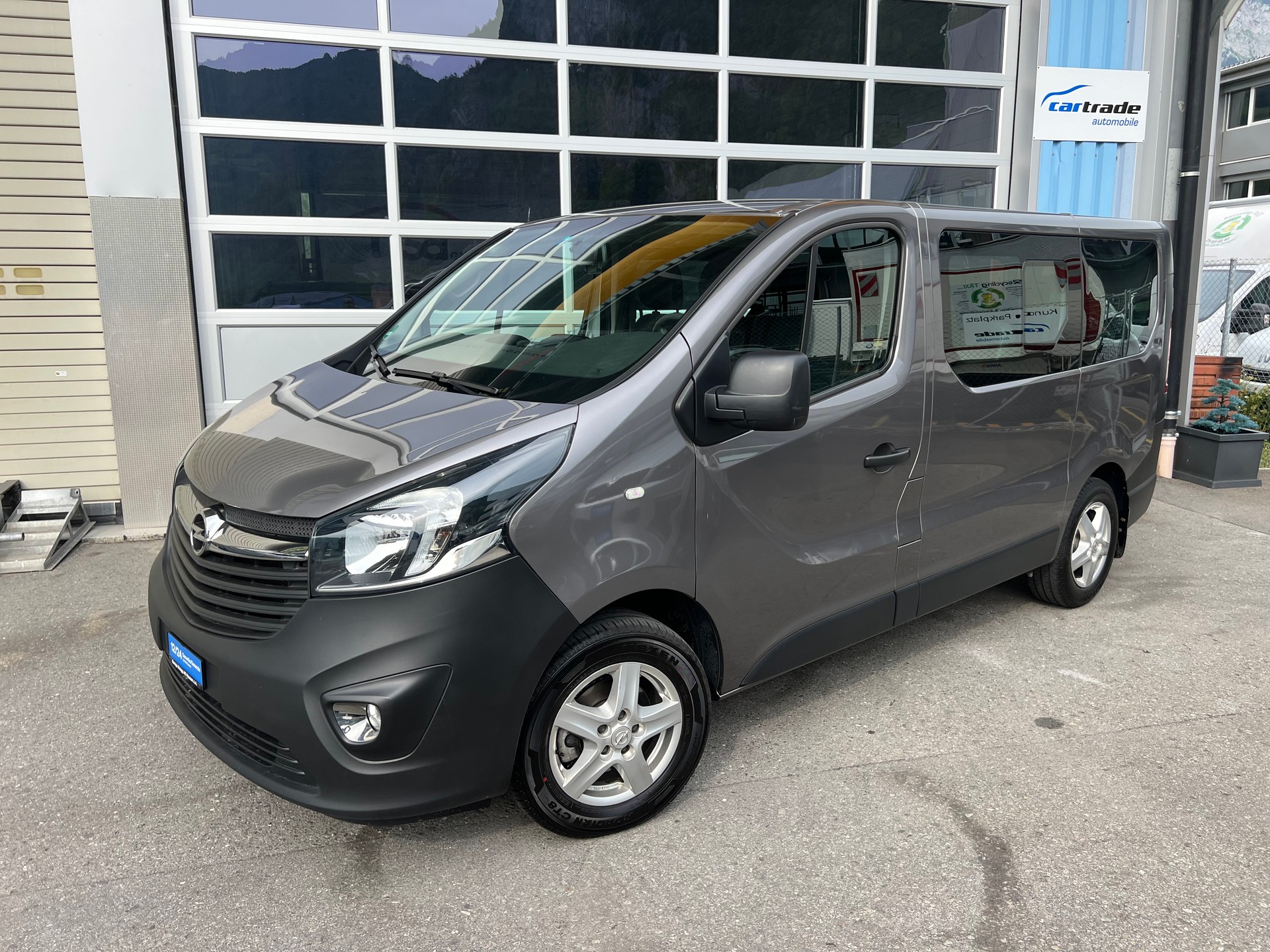 OPEL Vivaro 1.6 CDTI PS 145 9 Sitze *** Klima * Navi * Rückfahrtkamera * Standheizung * ab MFK ***