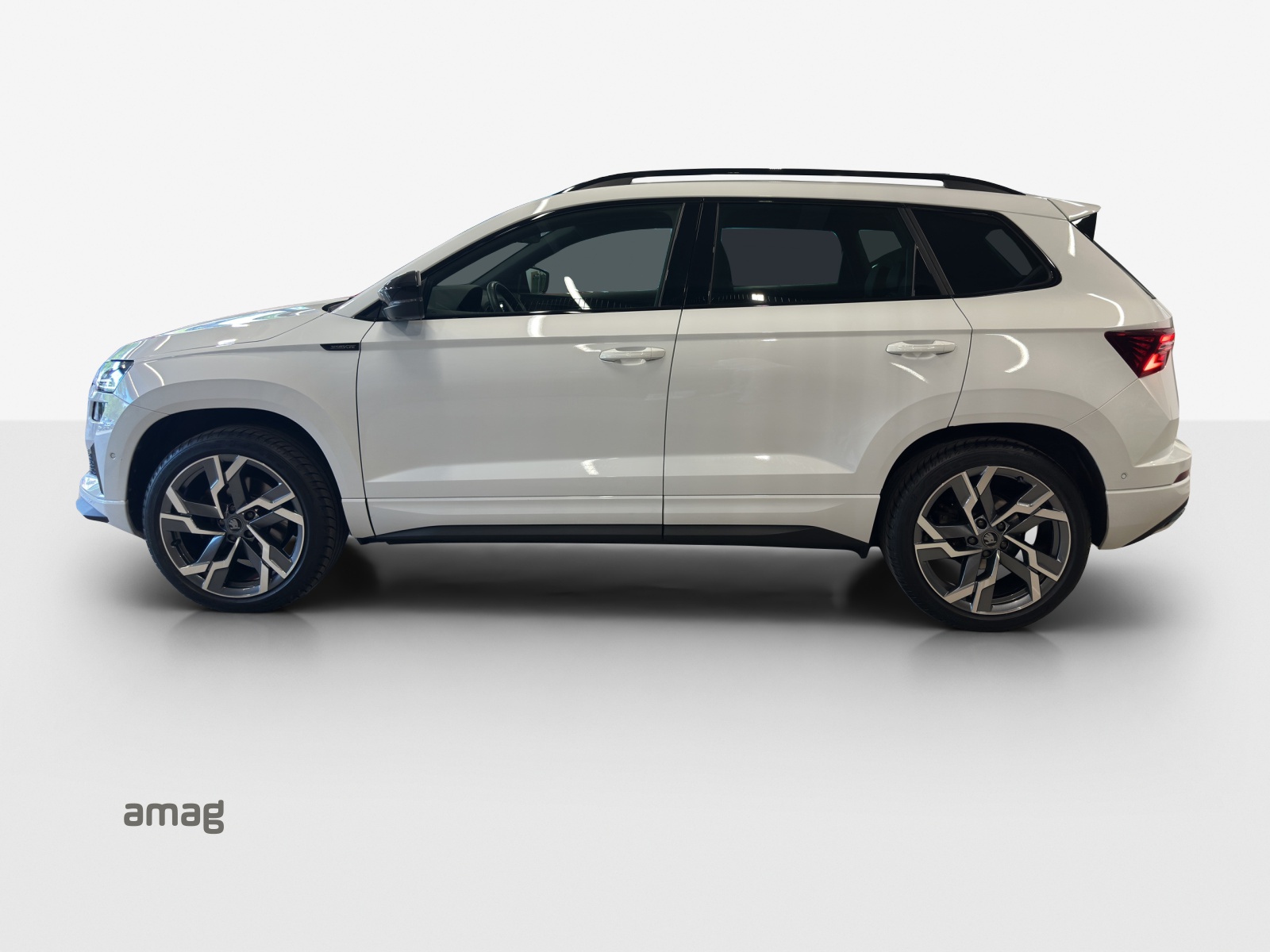 SKODA Karoq 2.0 TSI SportLine 4x4 DSG-showroom-element-1