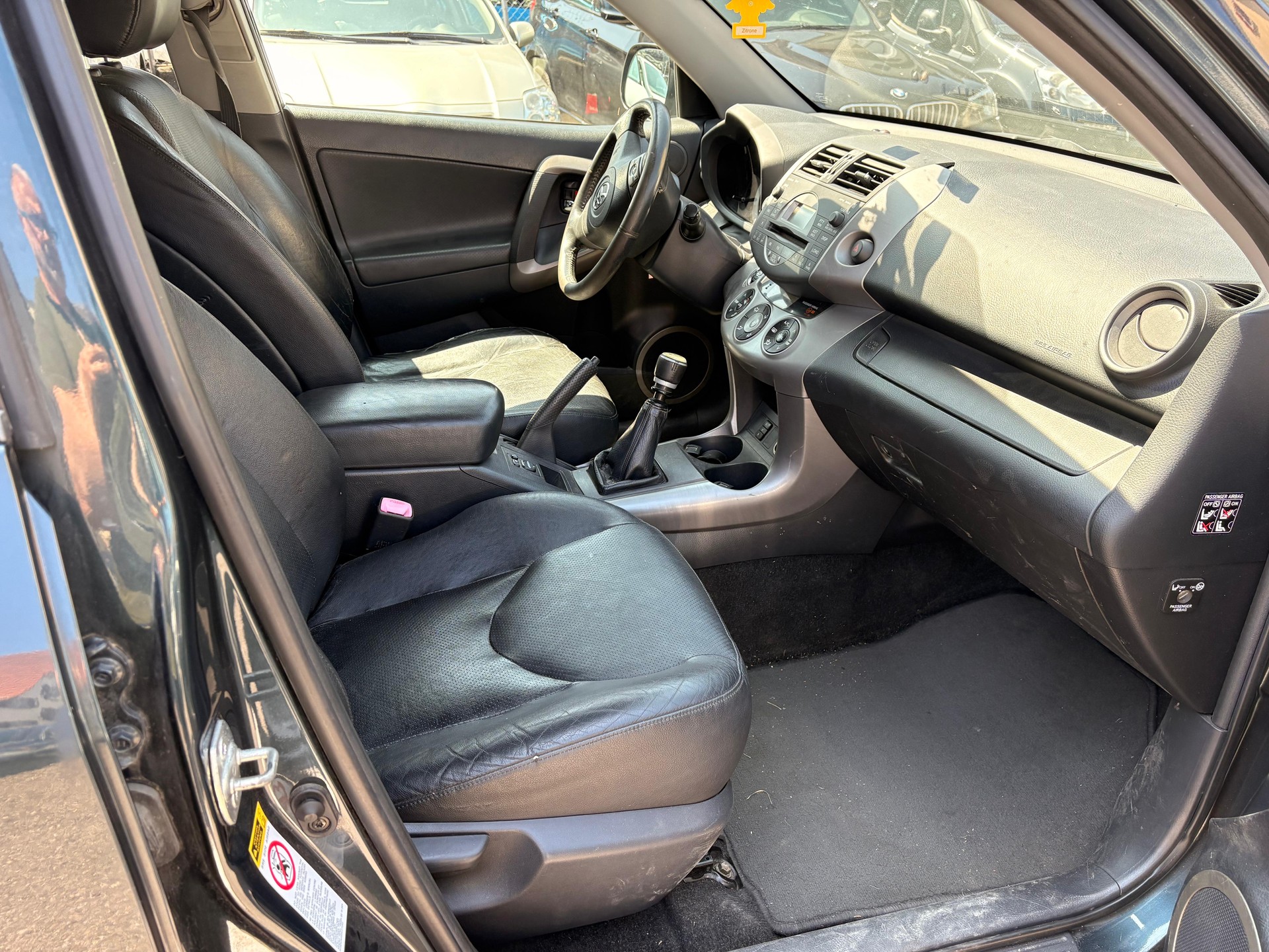 TOYOTA RAV-4 2.0 16V Linea Luna-image-4