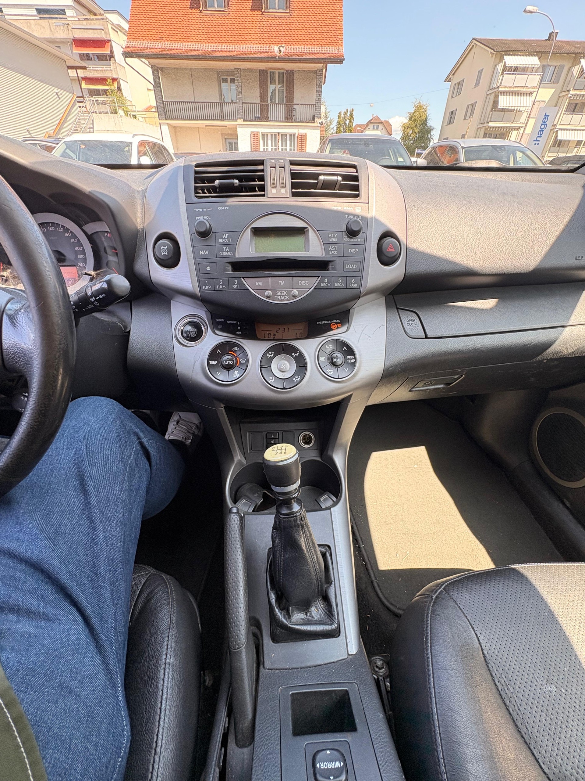 TOYOTA RAV-4 2.0 16V Linea Luna-image-6