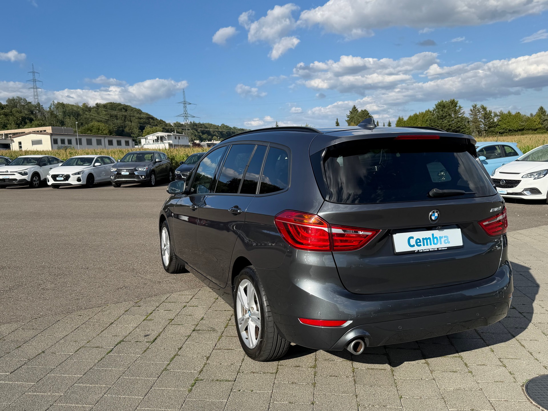 BMW 218i Gran Tourer DKG-image-2