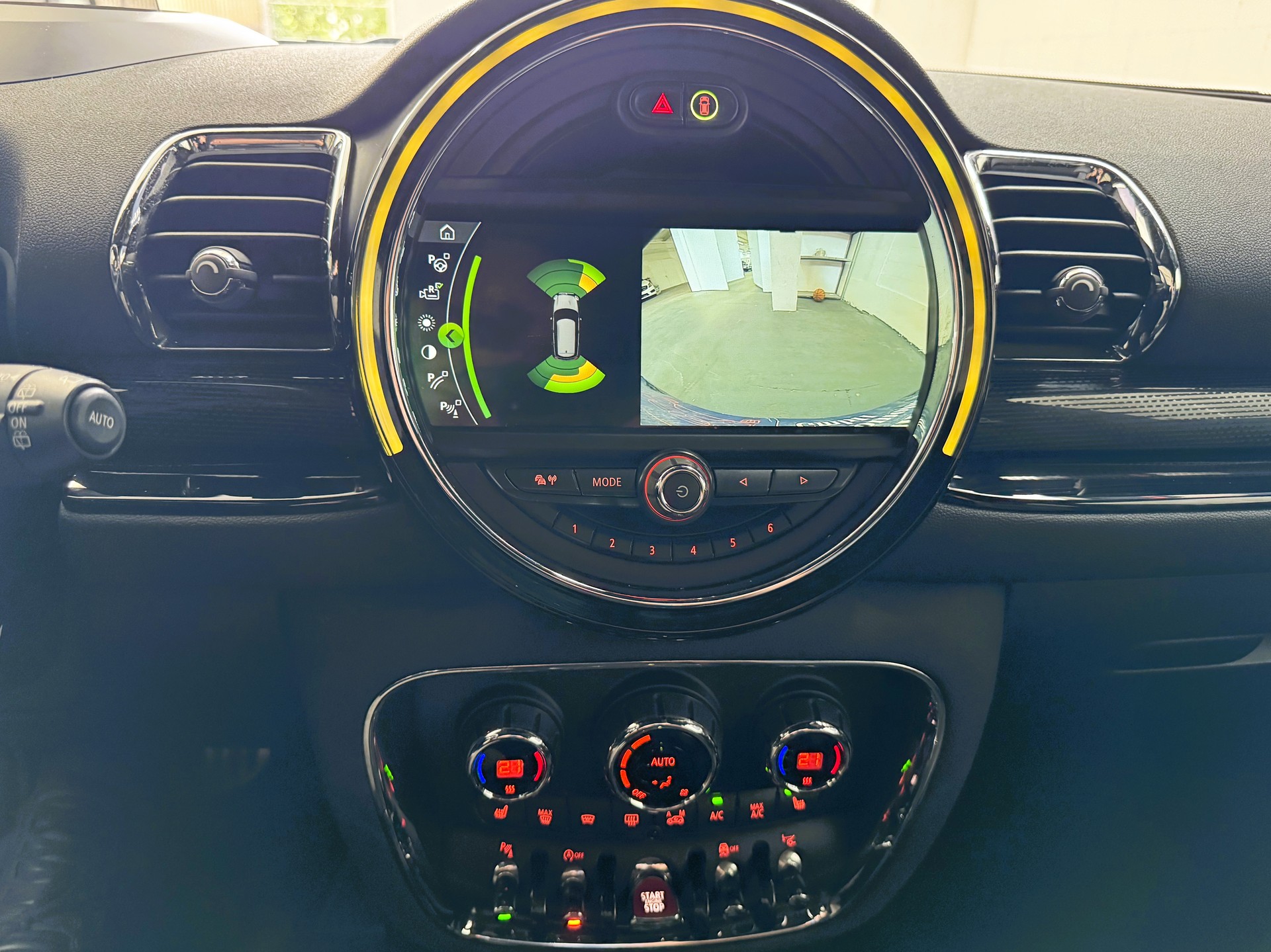 MINI Clubman Cooper John Cooper Works ALL4 Steptronic-image-11