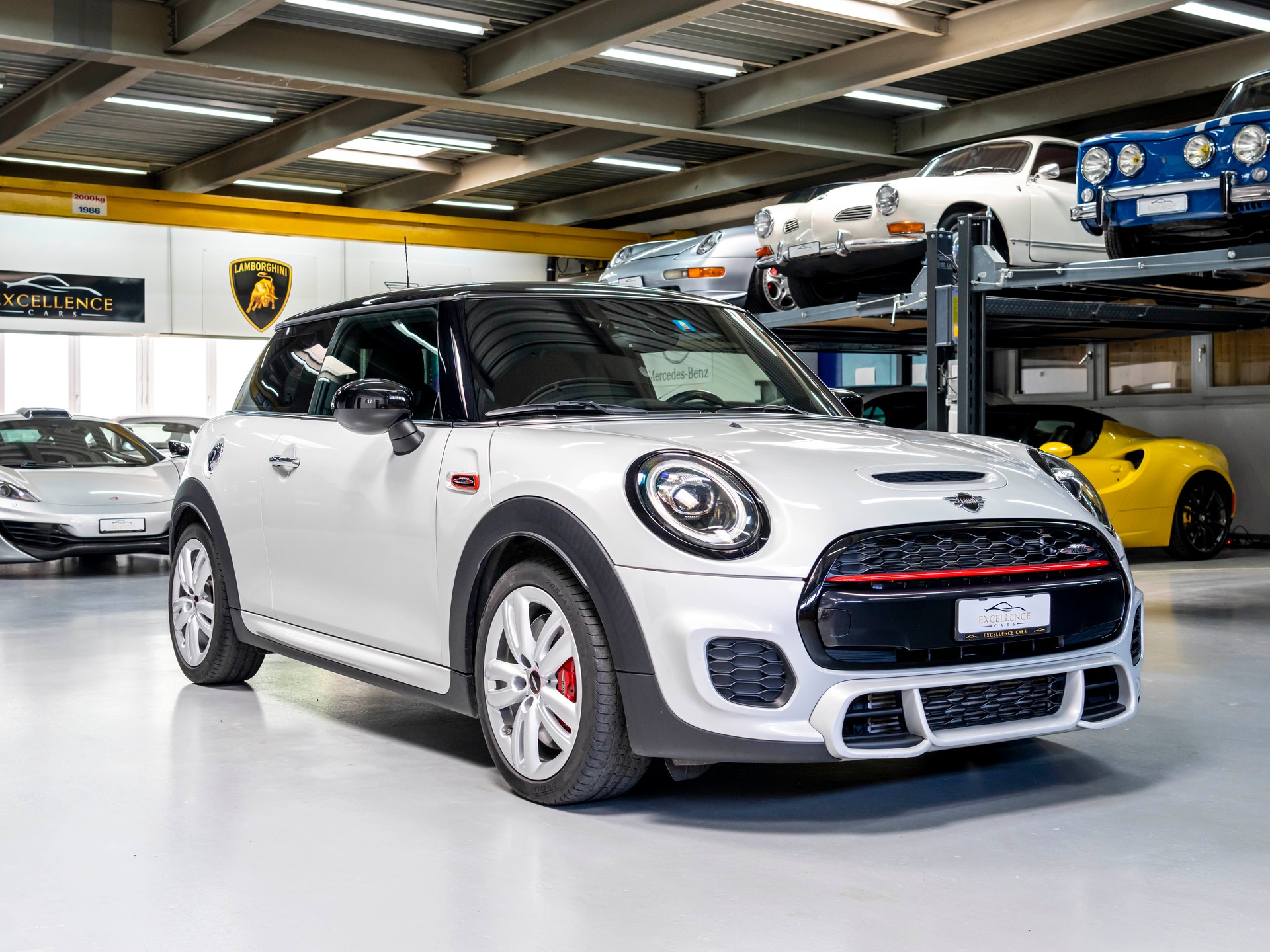 MINI Cooper John Cooper Works Steptronic-showroom-element-2