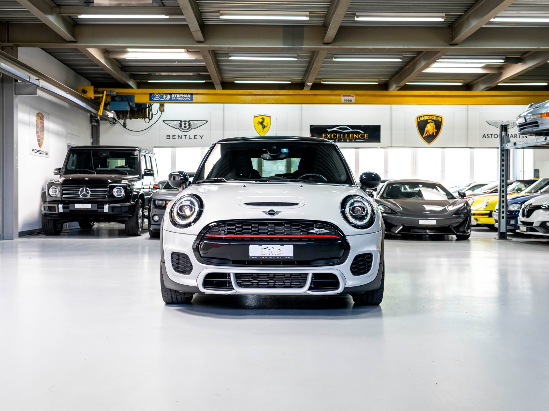 MINI Cooper John Cooper Works Steptronic-showroom-element-1