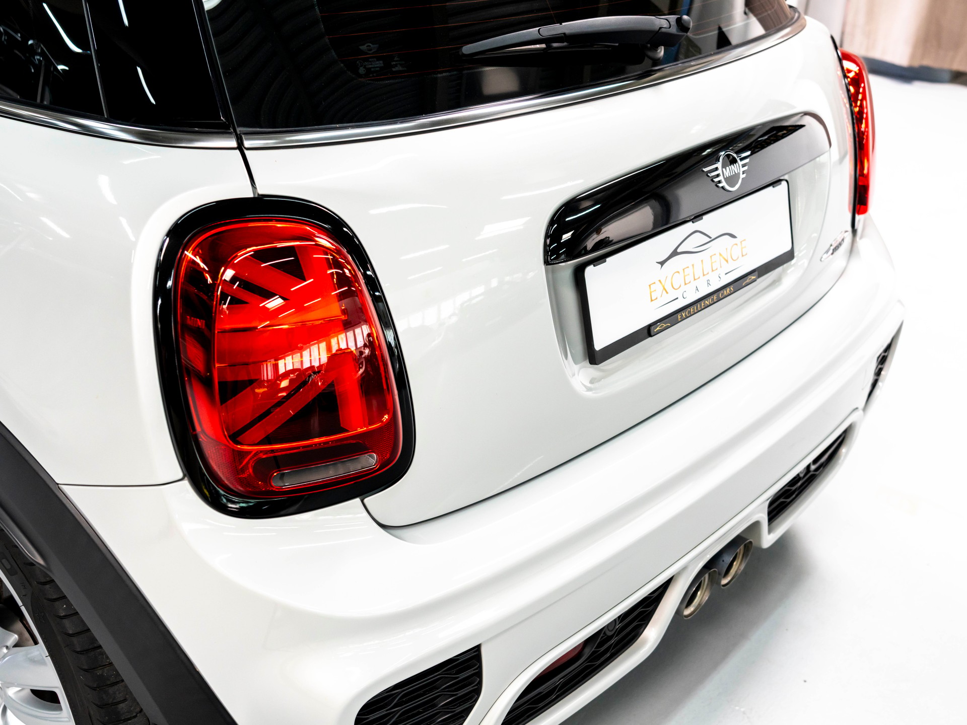 MINI Cooper John Cooper Works Steptronic-image-31