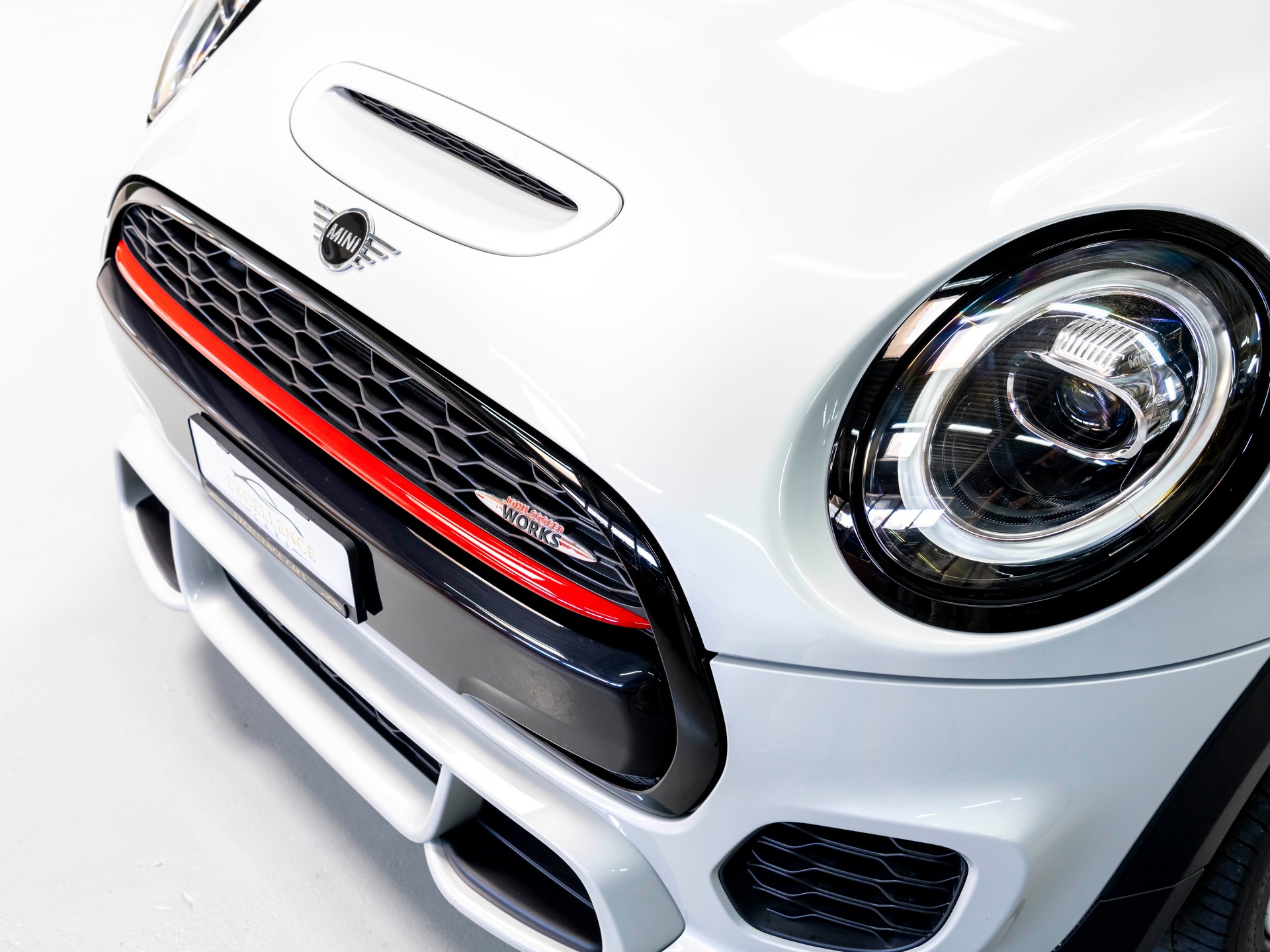 MINI Cooper John Cooper Works Steptronic-image-30