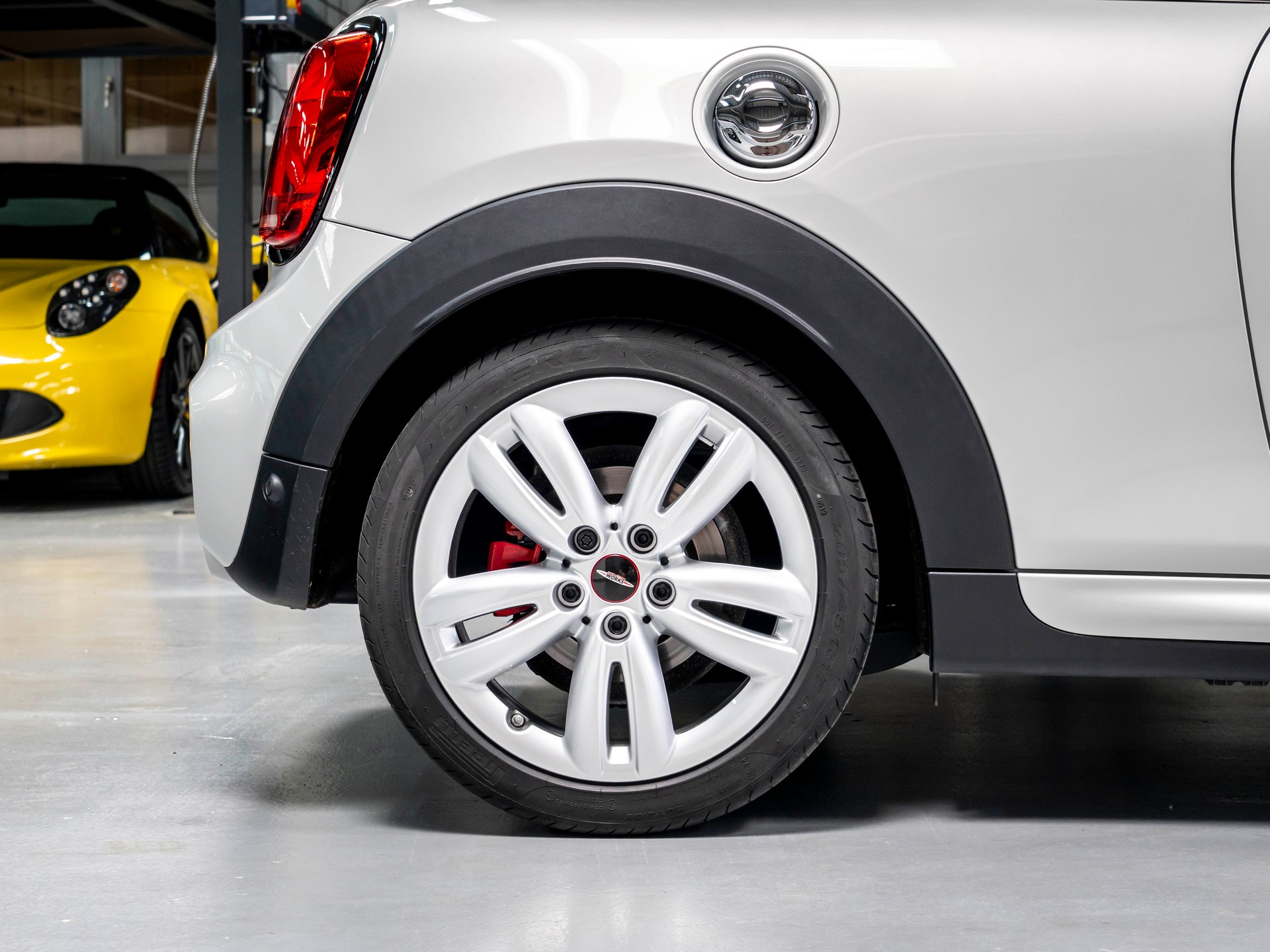 MINI Cooper John Cooper Works Steptronic-image-11