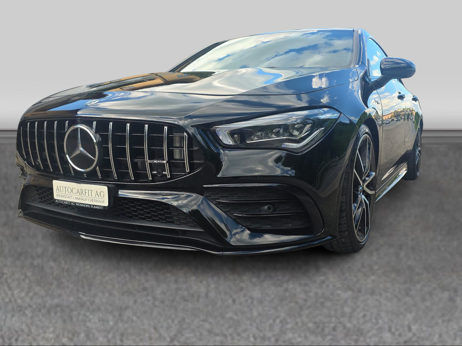 MERCEDES-BENZ CLA 35 AMG 4Matic 7G-DCT-showroom-element-1