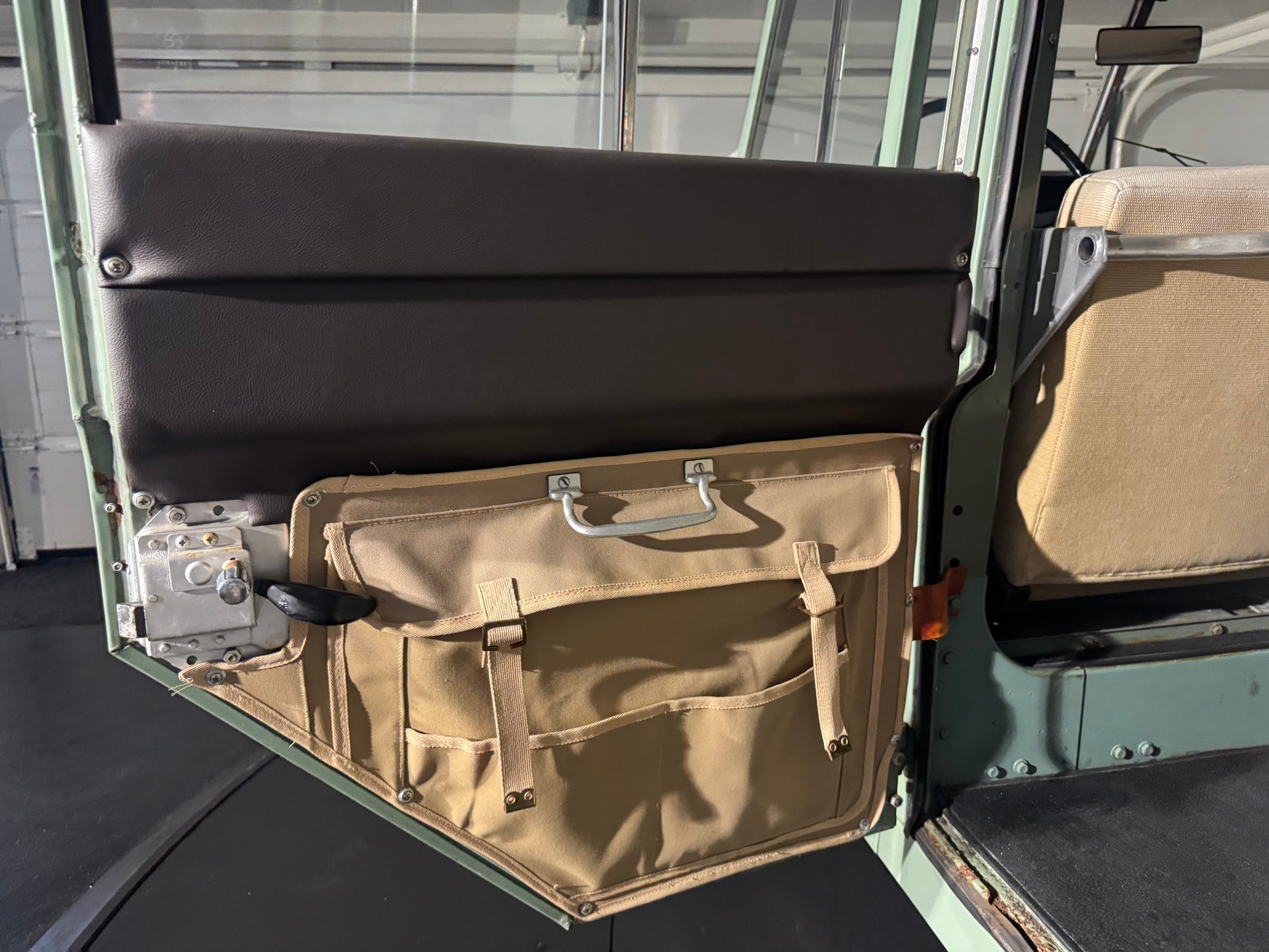 LAND ROVER 109 Serie IIA 2.6-image-19