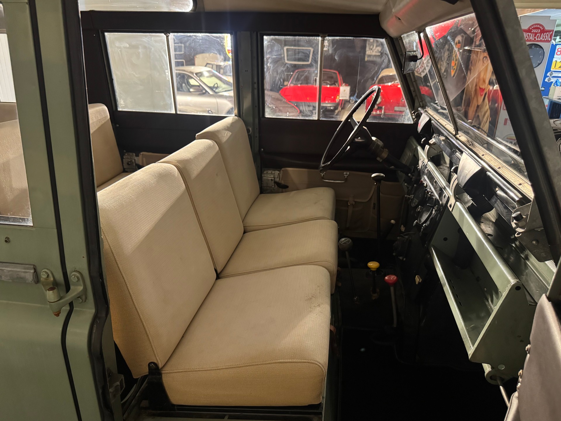 LAND ROVER 109 Serie IIA 2.6-image-16