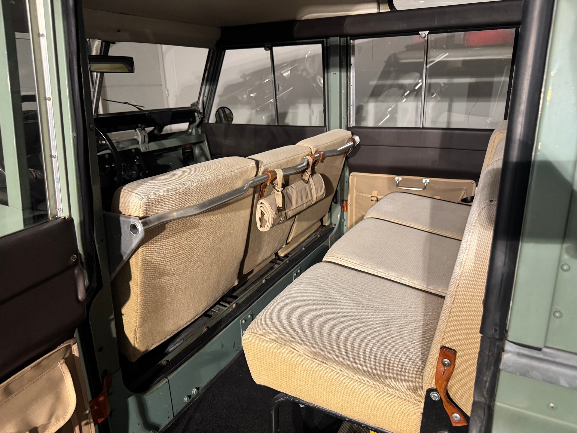 LAND ROVER 109 Serie IIA 2.6-image-17