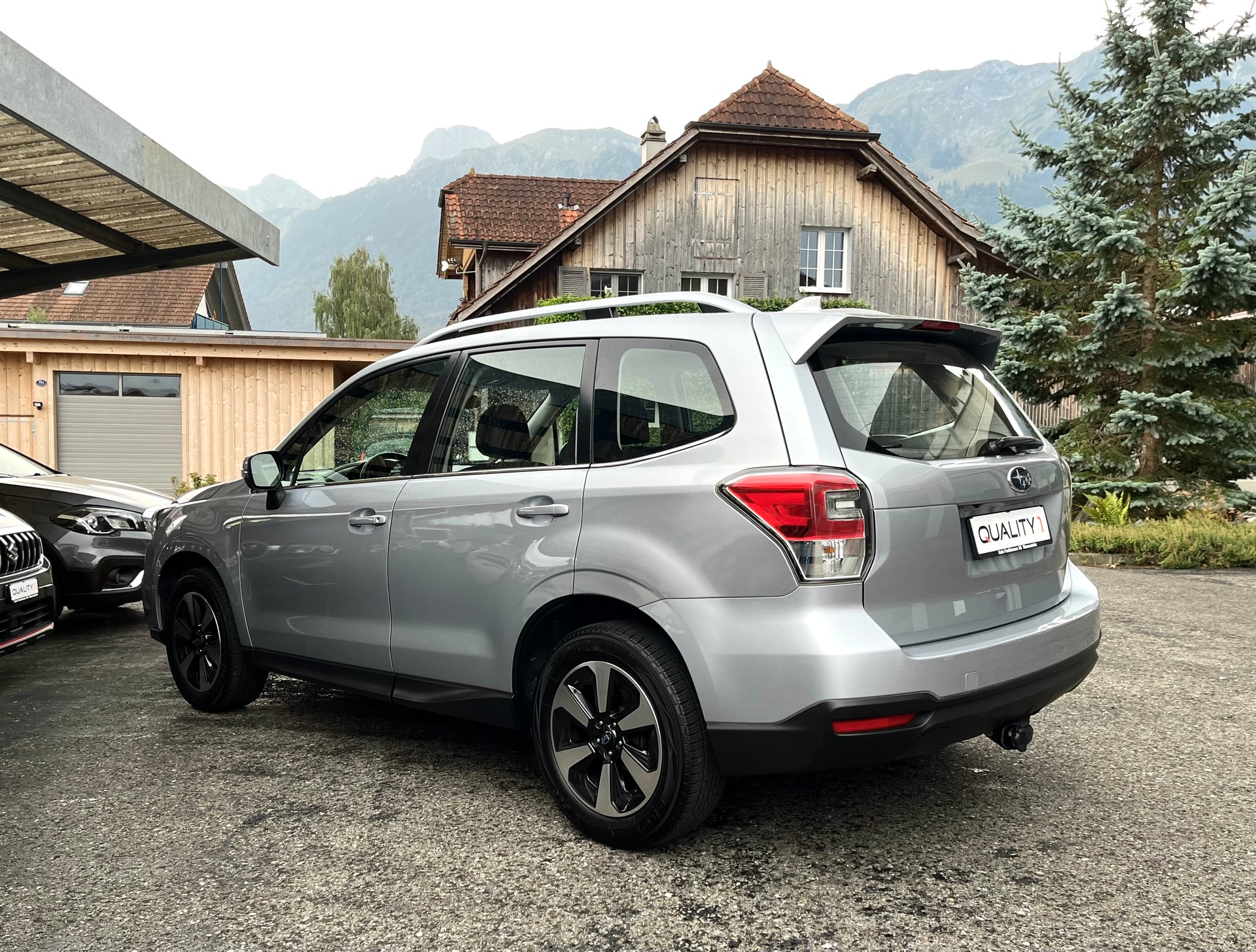 SUBARU Forester 2.0i Swiss Lineartronic-image-4