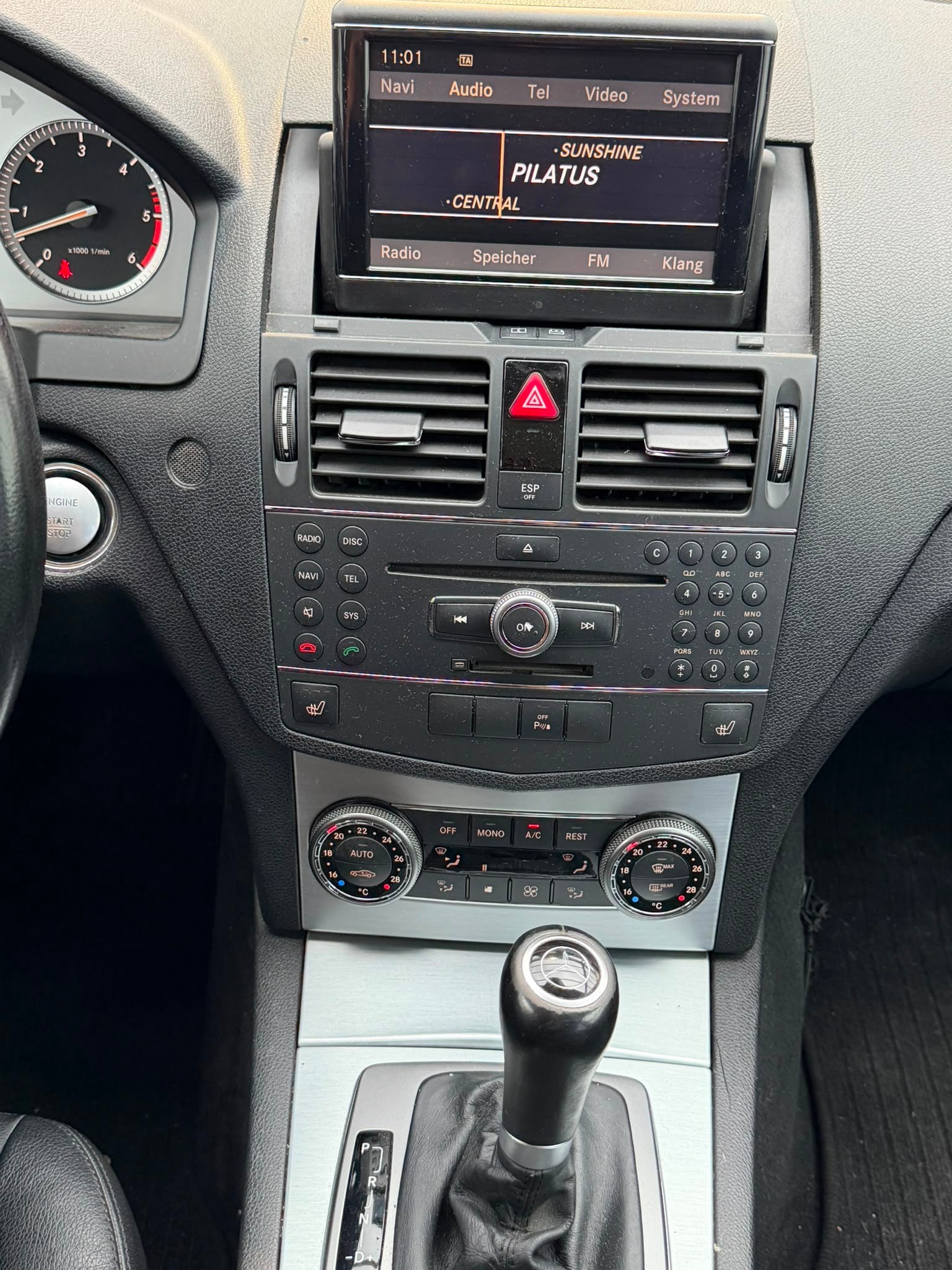 MERCEDES-BENZ C 350 CDI (320 CDI) Avantgarde 4Matic 7G-Tronic-image-14