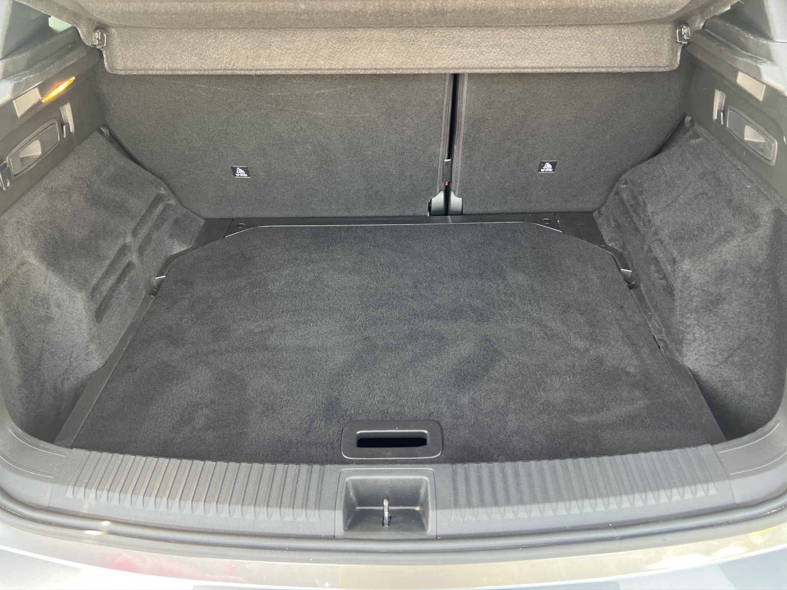 RENAULT Austral 1.2 E-Tech iconic-image-11