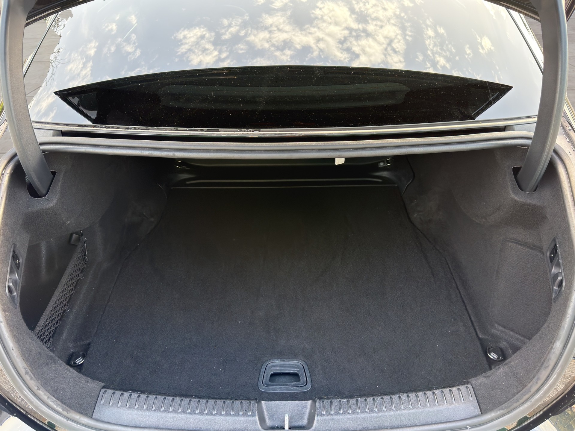 MERCEDES-BENZ E 220 d Avantgarde 4matic-image-13