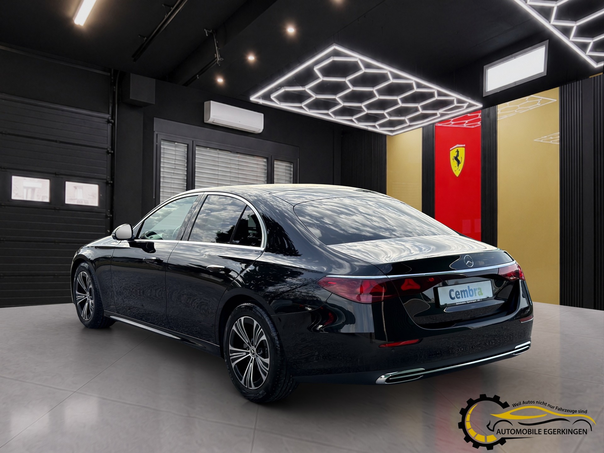MERCEDES-BENZ E 220 d Avantgarde 4matic-image-6