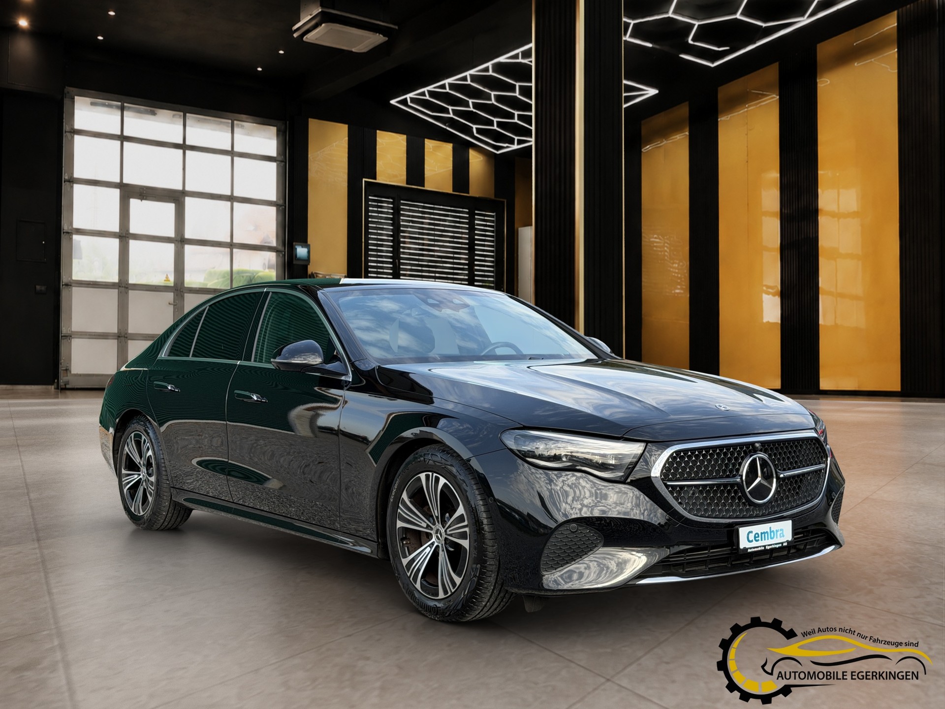 MERCEDES-BENZ E 220 d Avantgarde 4matic-showroom-element-2