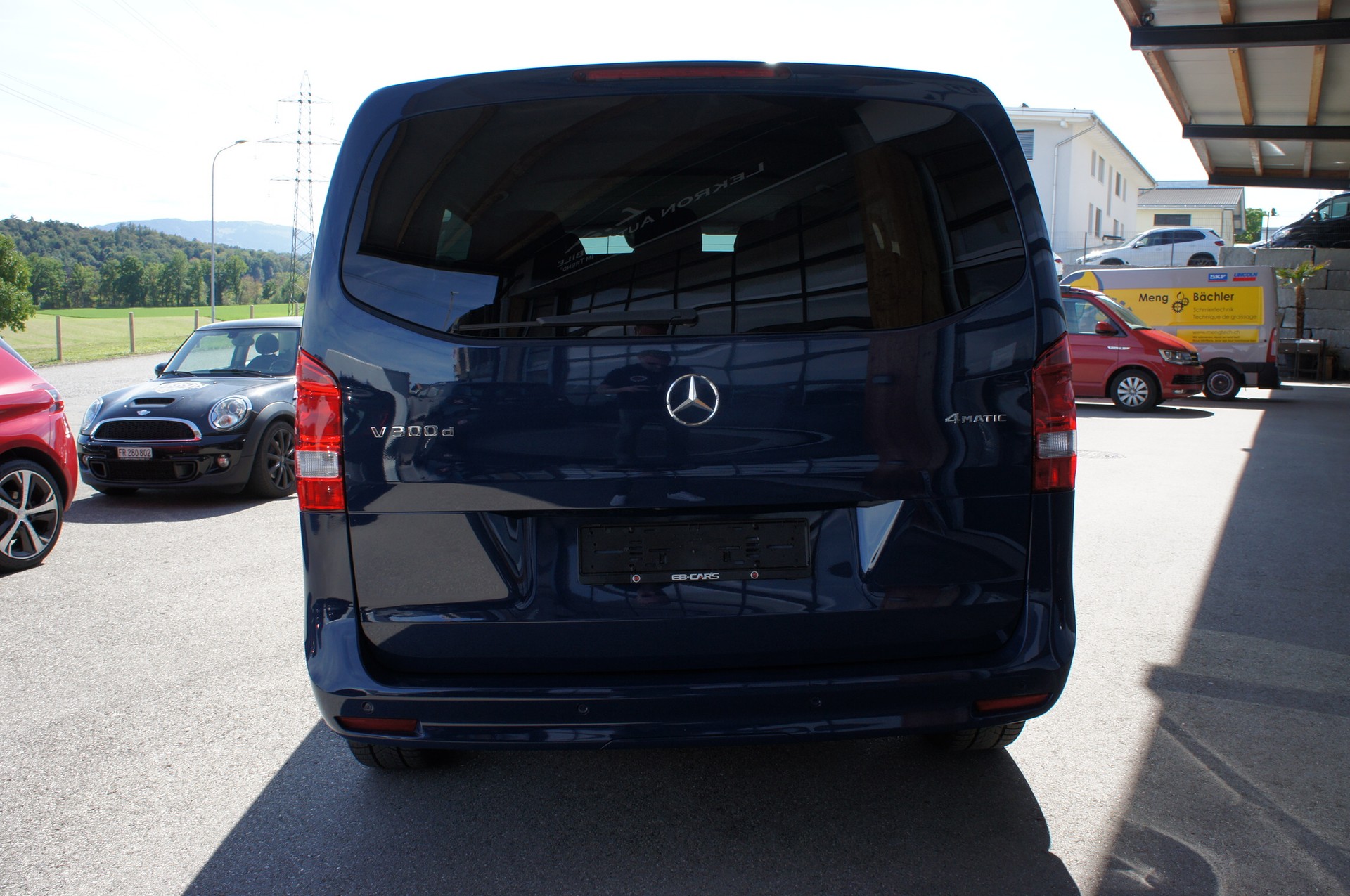 MERCEDES-BENZ V 300 d kompakt 4Matic 9G-Tronic kurz-showroom-element-3